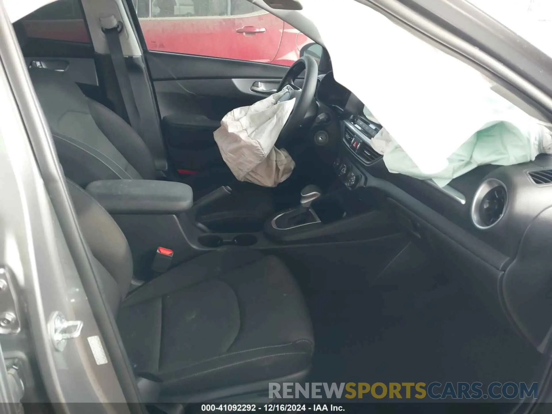 5 Photograph of a damaged car 3KPF24AD9PE640593 KIA FORTE 2023