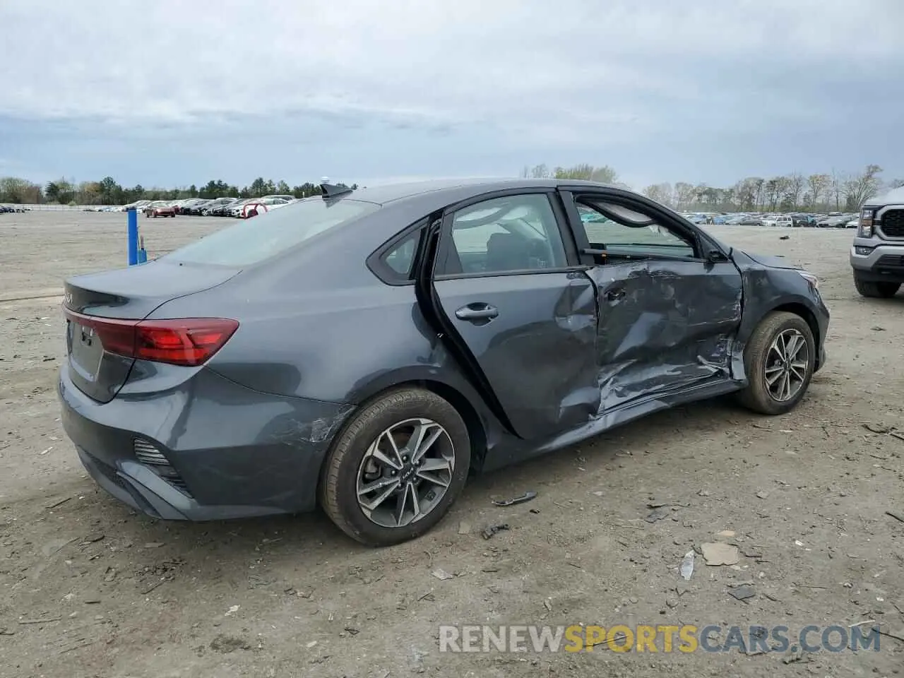 3 Photograph of a damaged car 3KPF24AD9PE643672 KIA FORTE 2023