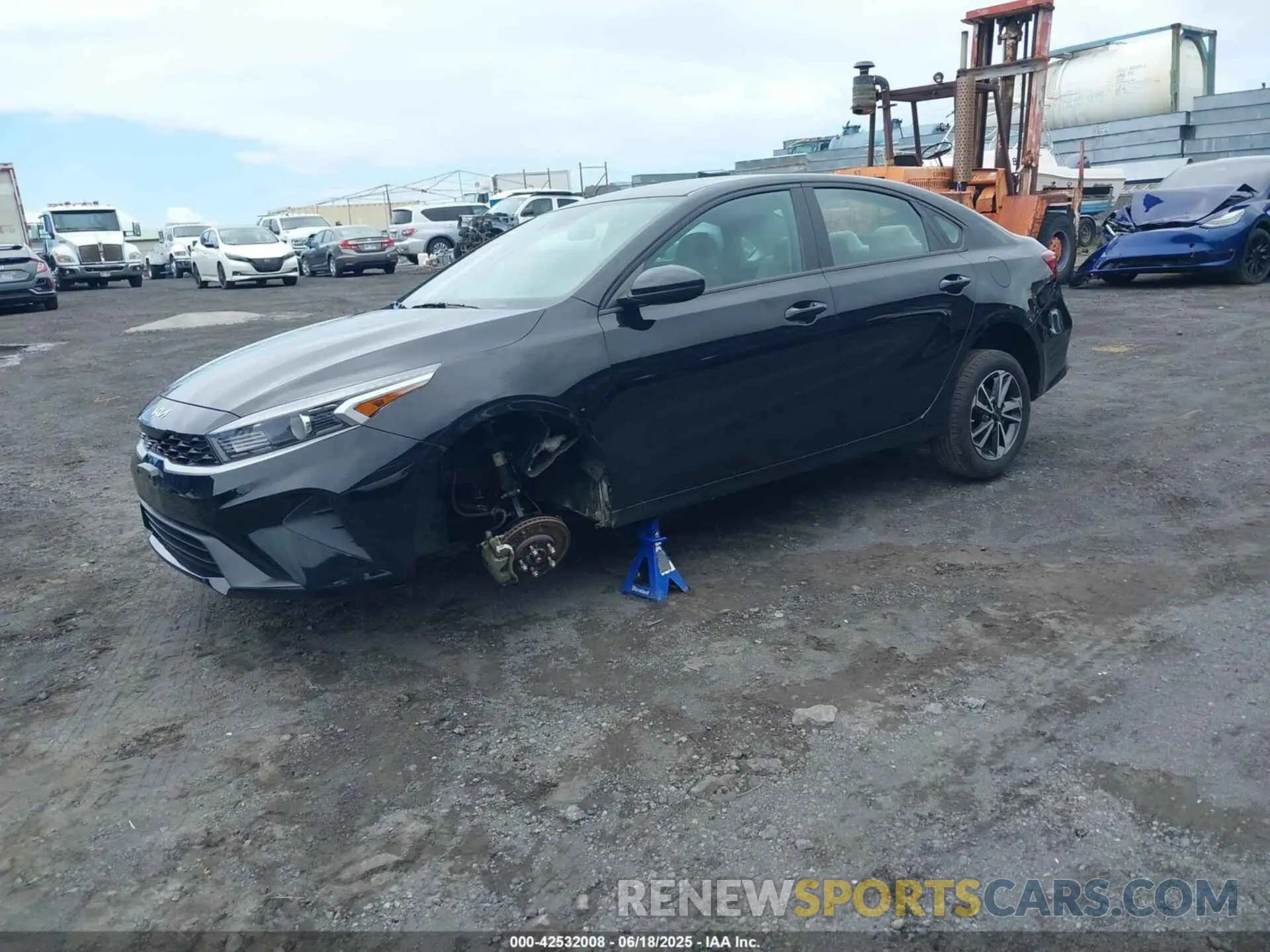 2 Photograph of a damaged car 3KPF24AD9PE646989 KIA FORTE 2023