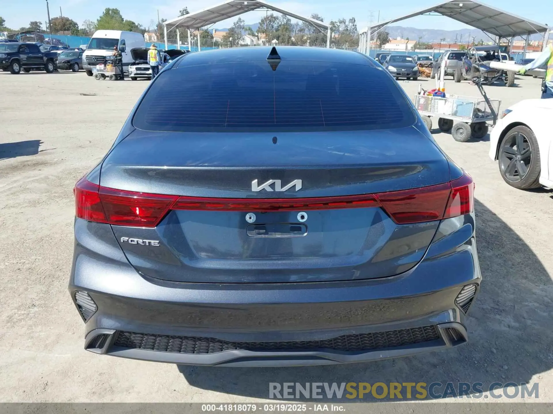 16 Photograph of a damaged car 3KPF24AD9PE652758 KIA FORTE 2023
