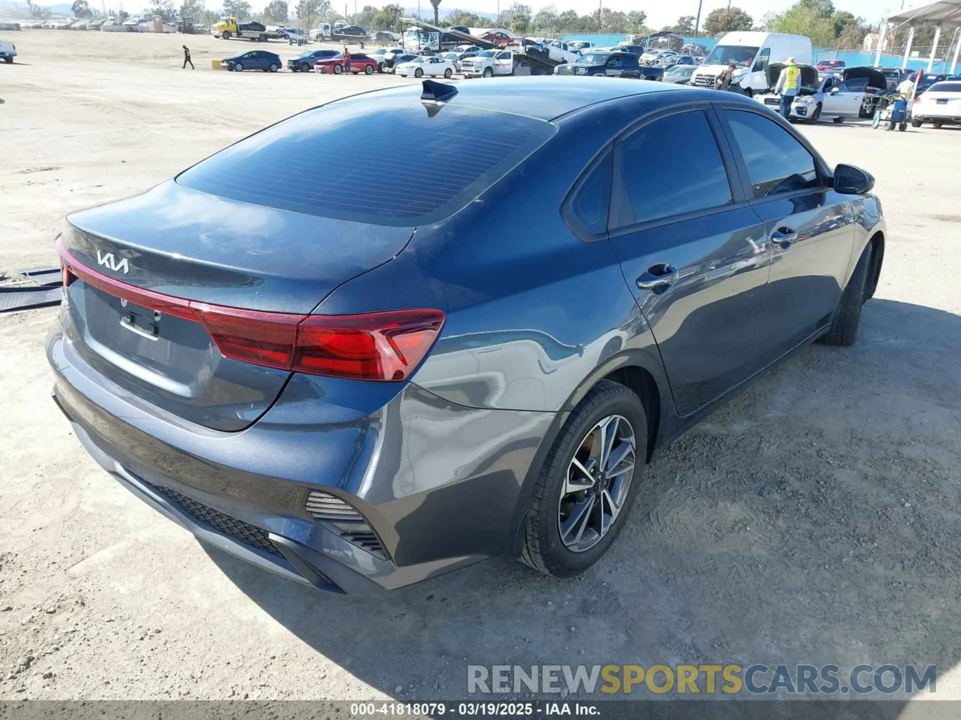 4 Photograph of a damaged car 3KPF24AD9PE652758 KIA FORTE 2023