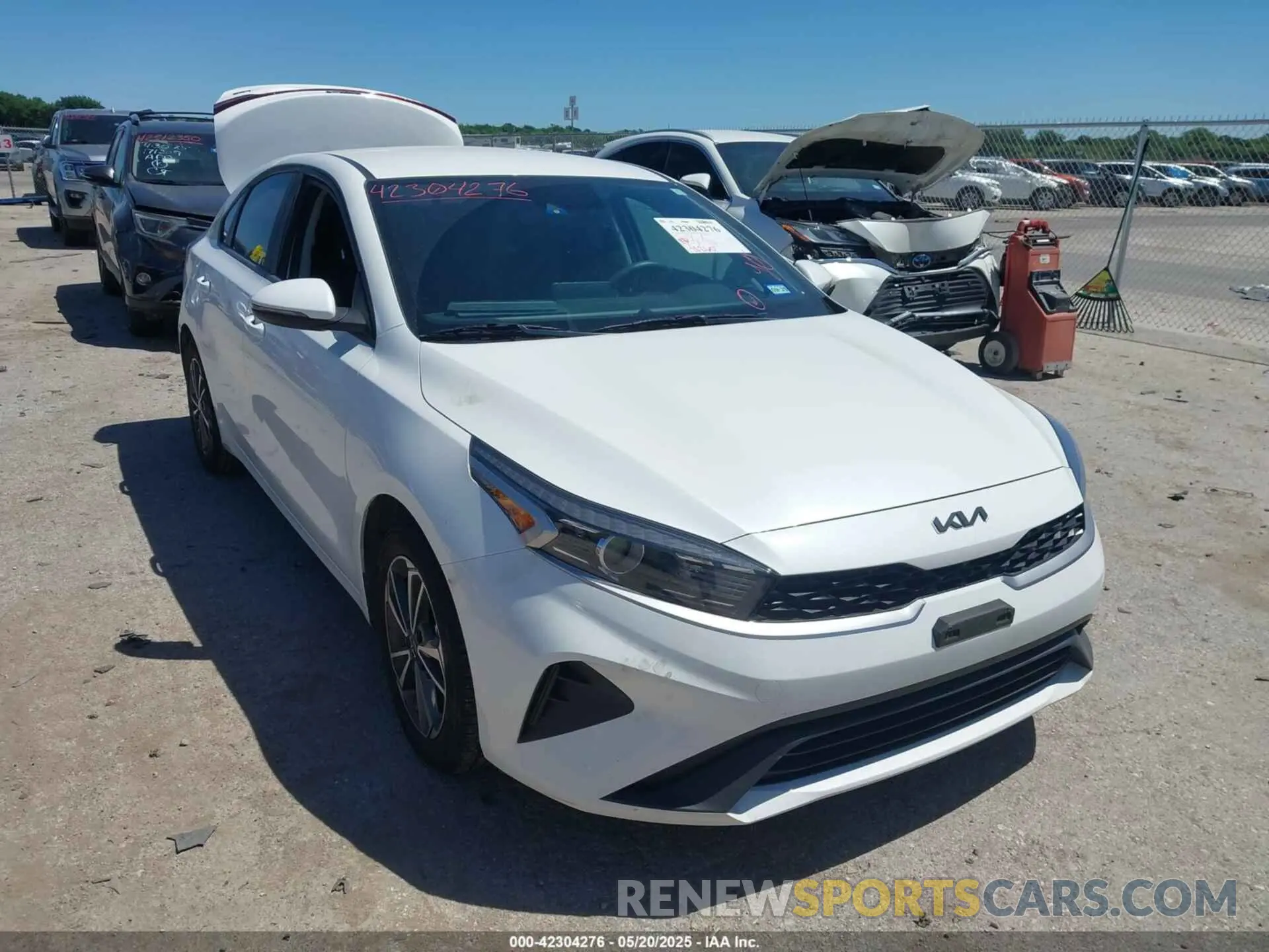 1 Photograph of a damaged car 3KPF24AD9PE655417 KIA FORTE 2023