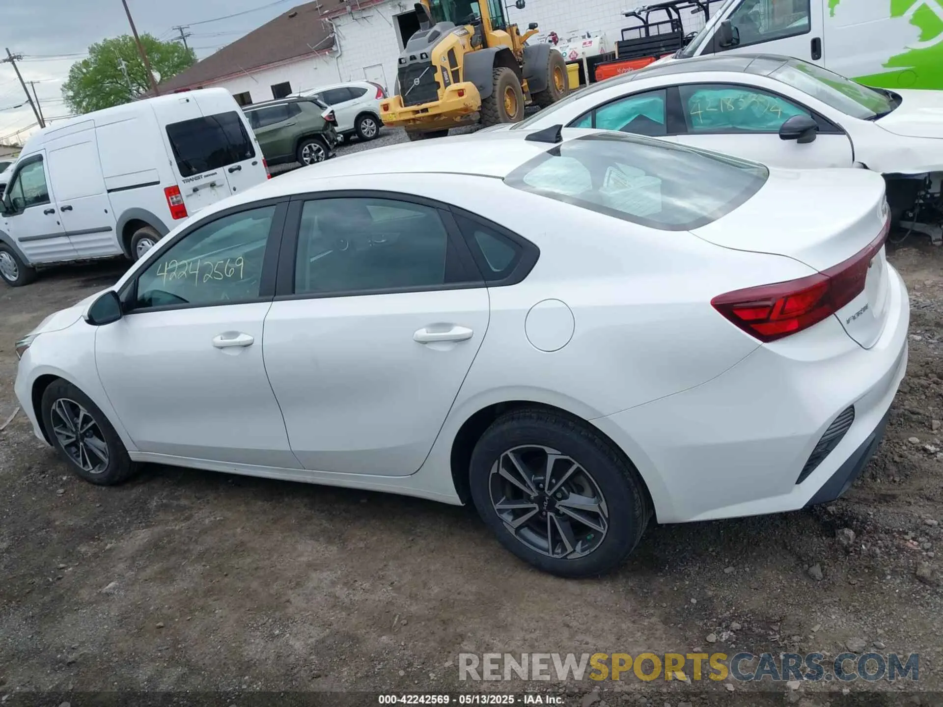 14 Photograph of a damaged car 3KPF24AD9PE657457 KIA FORTE 2023