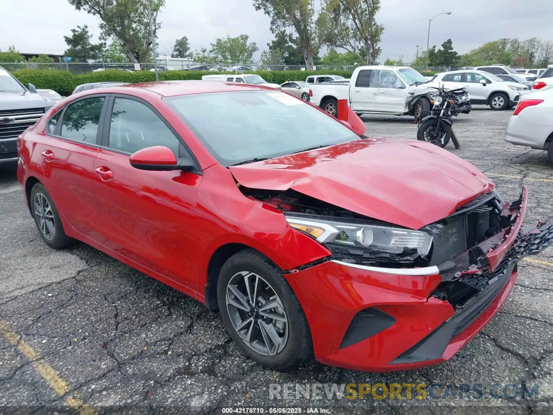 1 Photograph of a damaged car 3KPF24AD9PE682410 KIA FORTE 2023