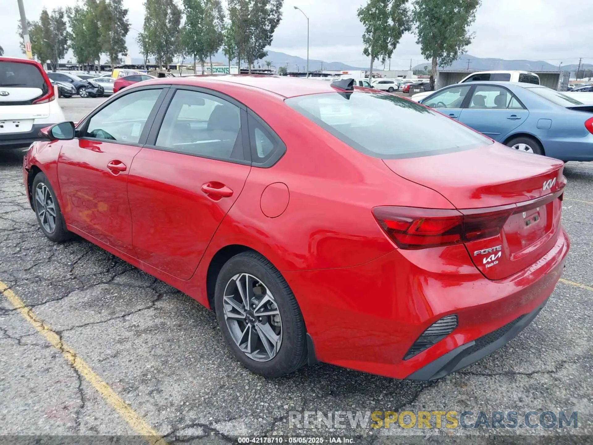 3 Photograph of a damaged car 3KPF24AD9PE682410 KIA FORTE 2023