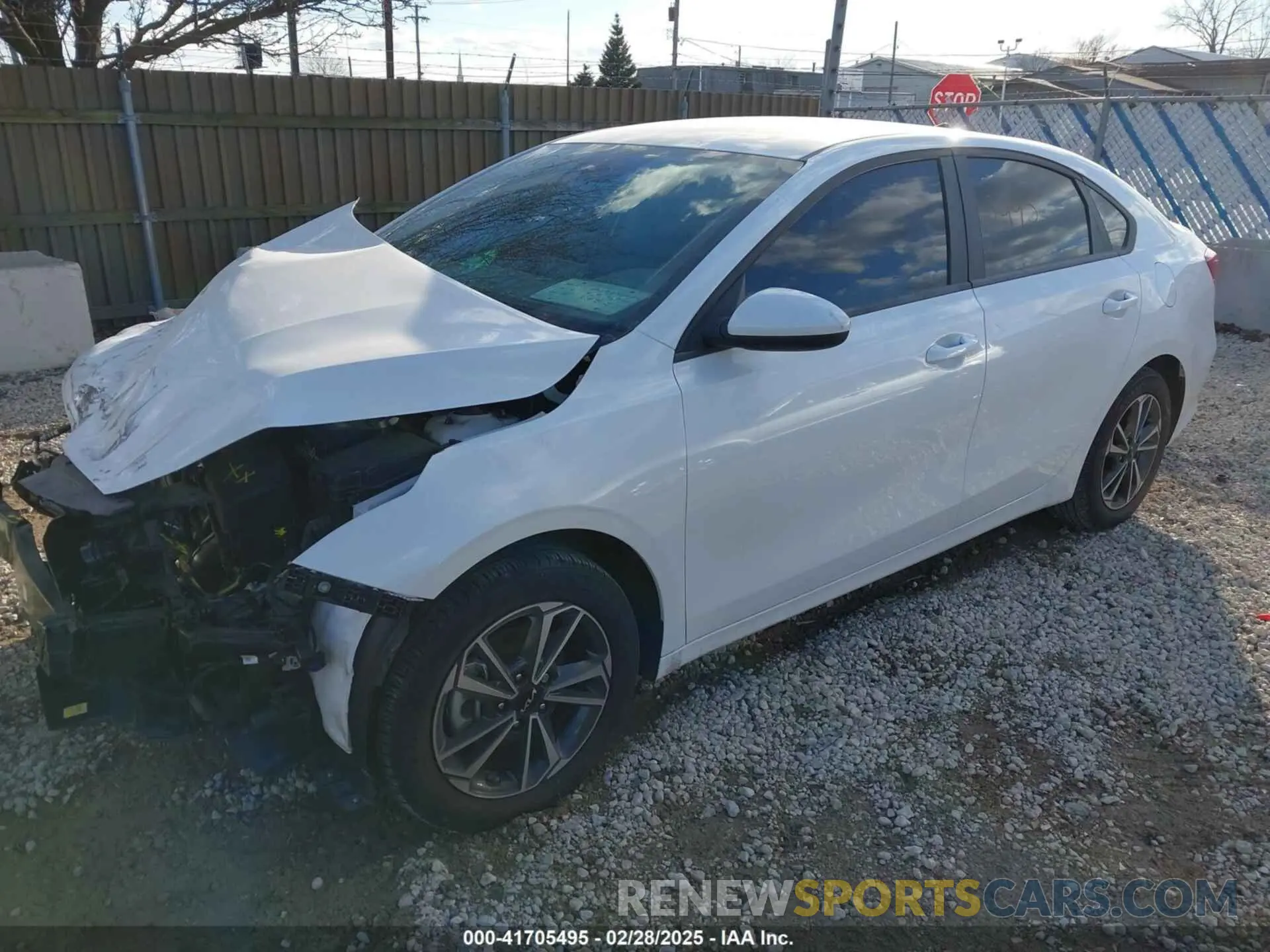 2 Photograph of a damaged car 3KPF24AD9PE685694 KIA FORTE 2023