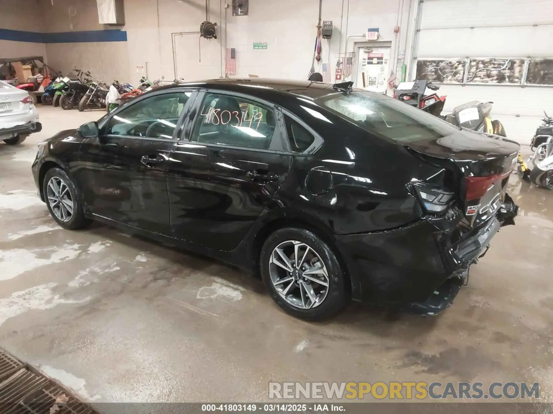 3 Photograph of a damaged car 3KPF24AD9PE692225 KIA FORTE 2023
