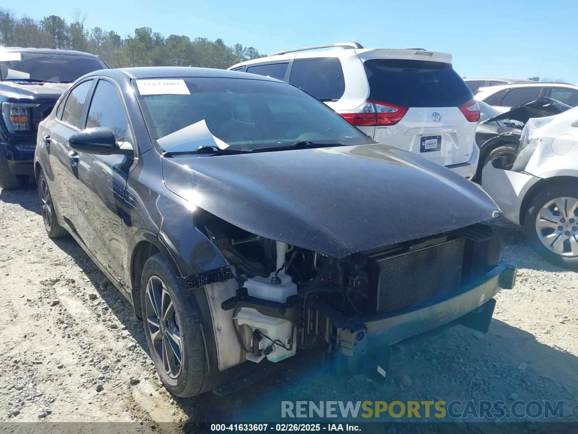 1 Photograph of a damaged car 3KPF24ADXPE507325 KIA FORTE 2023
