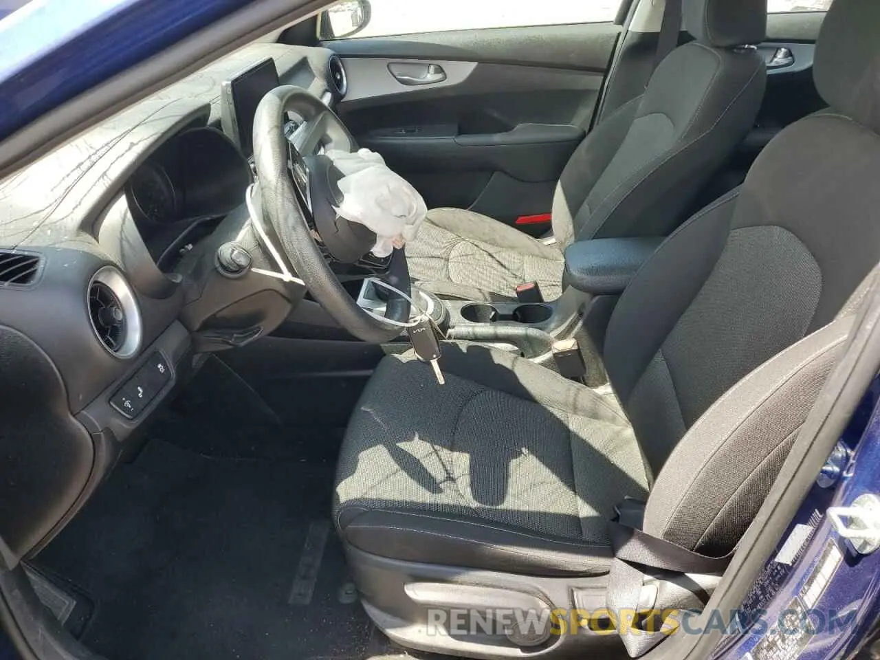 7 Photograph of a damaged car 3KPF24ADXPE562745 KIA FORTE 2023