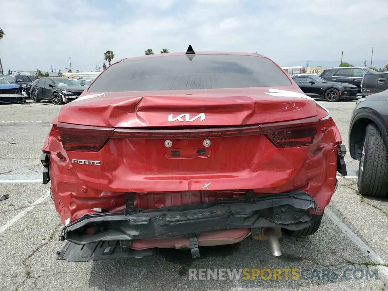 6 Photograph of a damaged car 3KPF24ADXPE571588 KIA FORTE 2023