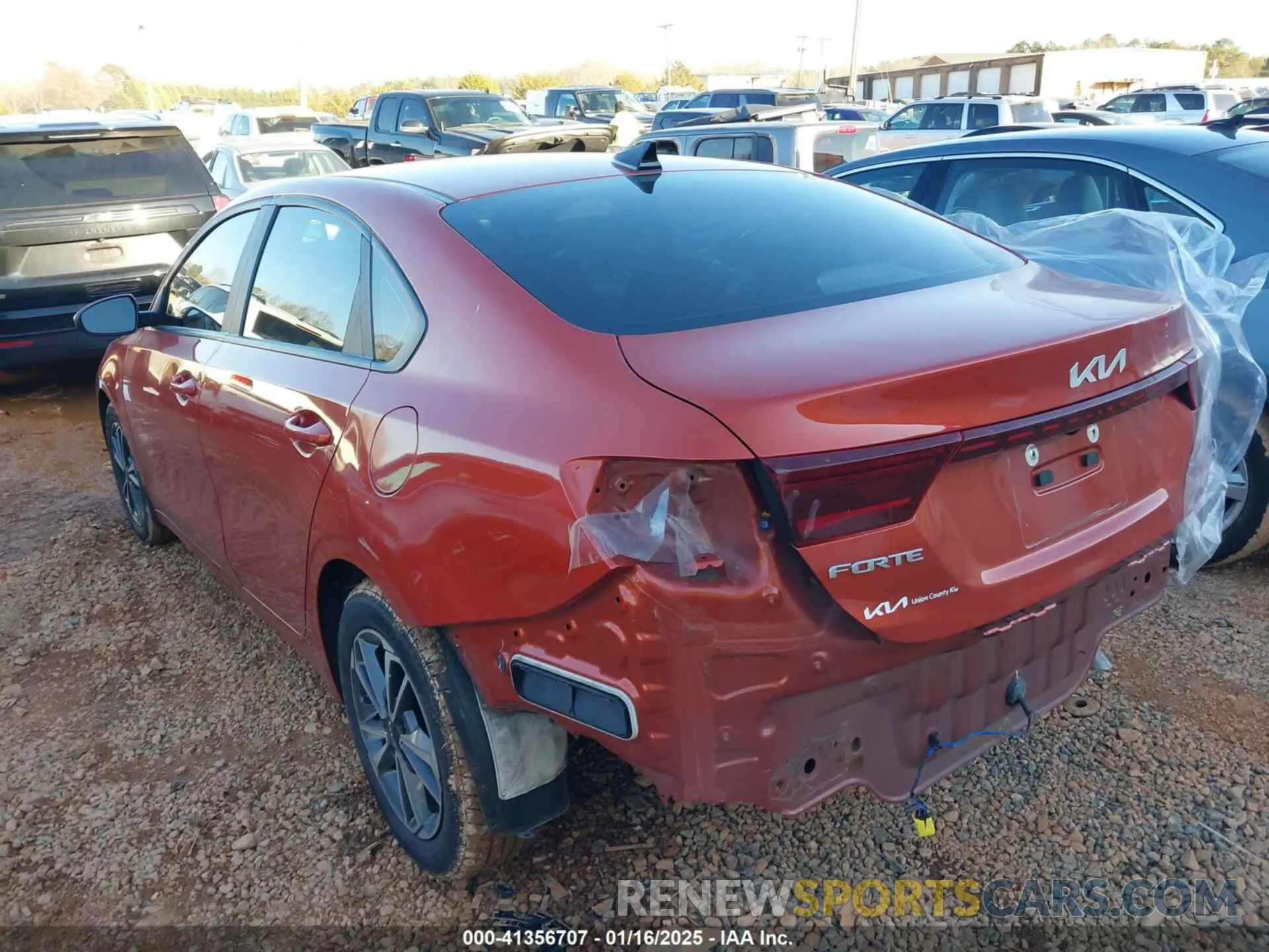 3 Photograph of a damaged car 3KPF24ADXPE623513 KIA FORTE 2023