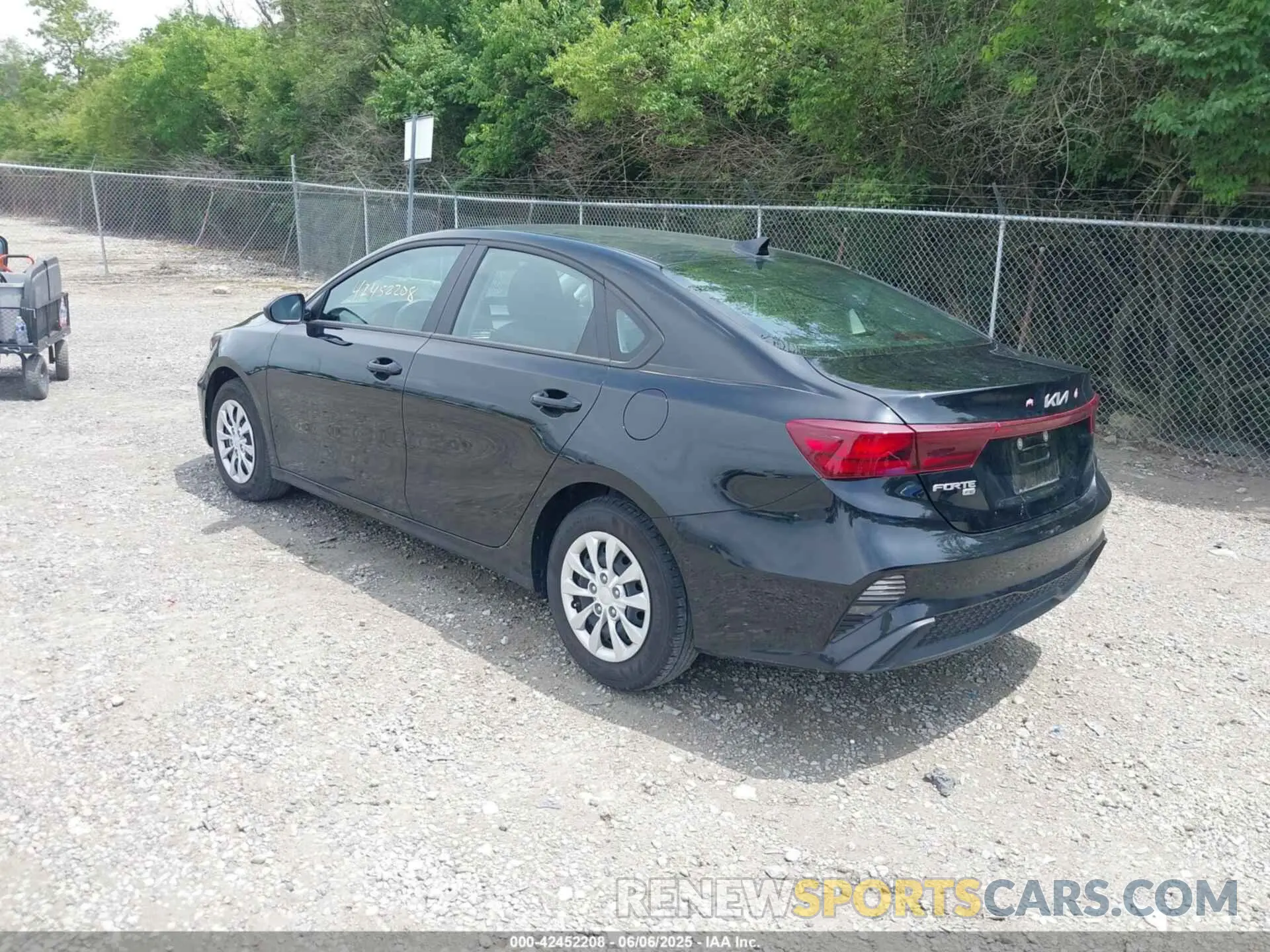 3 Photograph of a damaged car 3KPF24ADXPE632650 KIA FORTE 2023