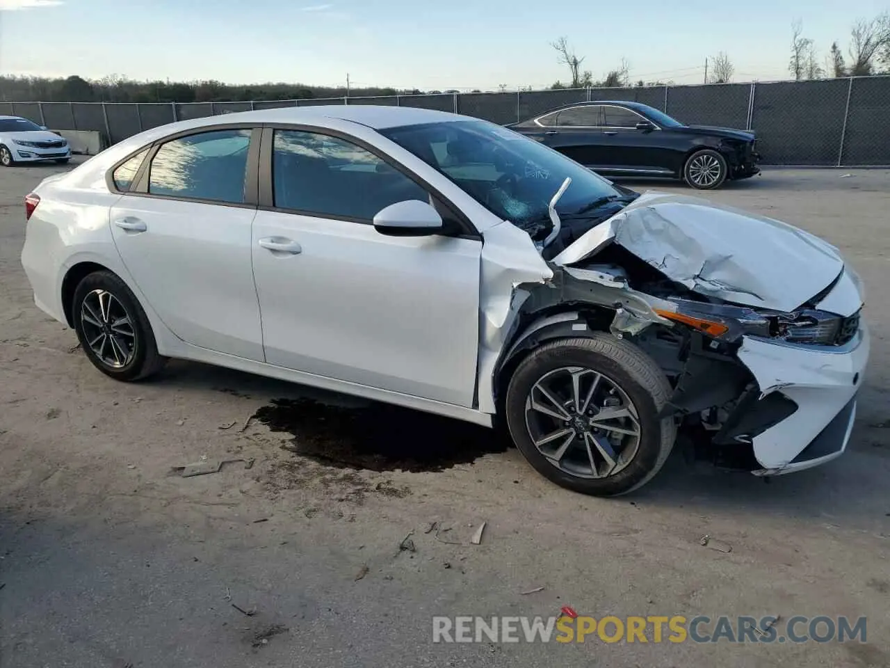 4 Photograph of a damaged car 3KPF24ADXPE659170 KIA FORTE 2023