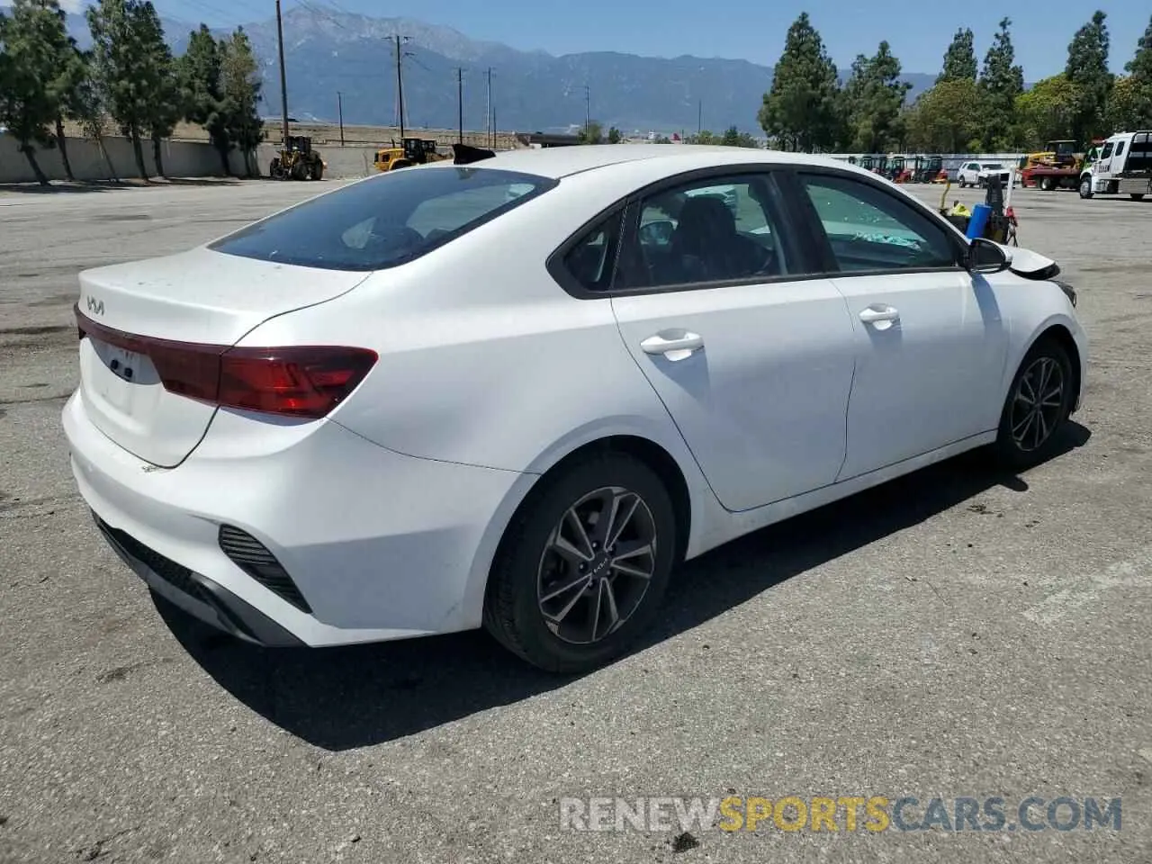 3 Photograph of a damaged car 3KPF24ADXPE663610 KIA FORTE 2023