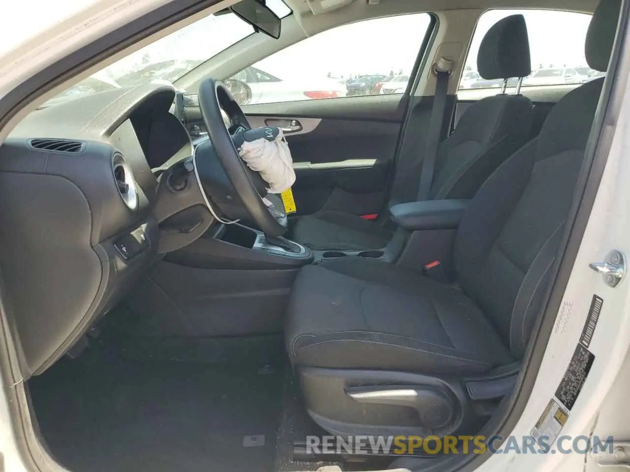 7 Photograph of a damaged car 3KPF24ADXPE663610 KIA FORTE 2023