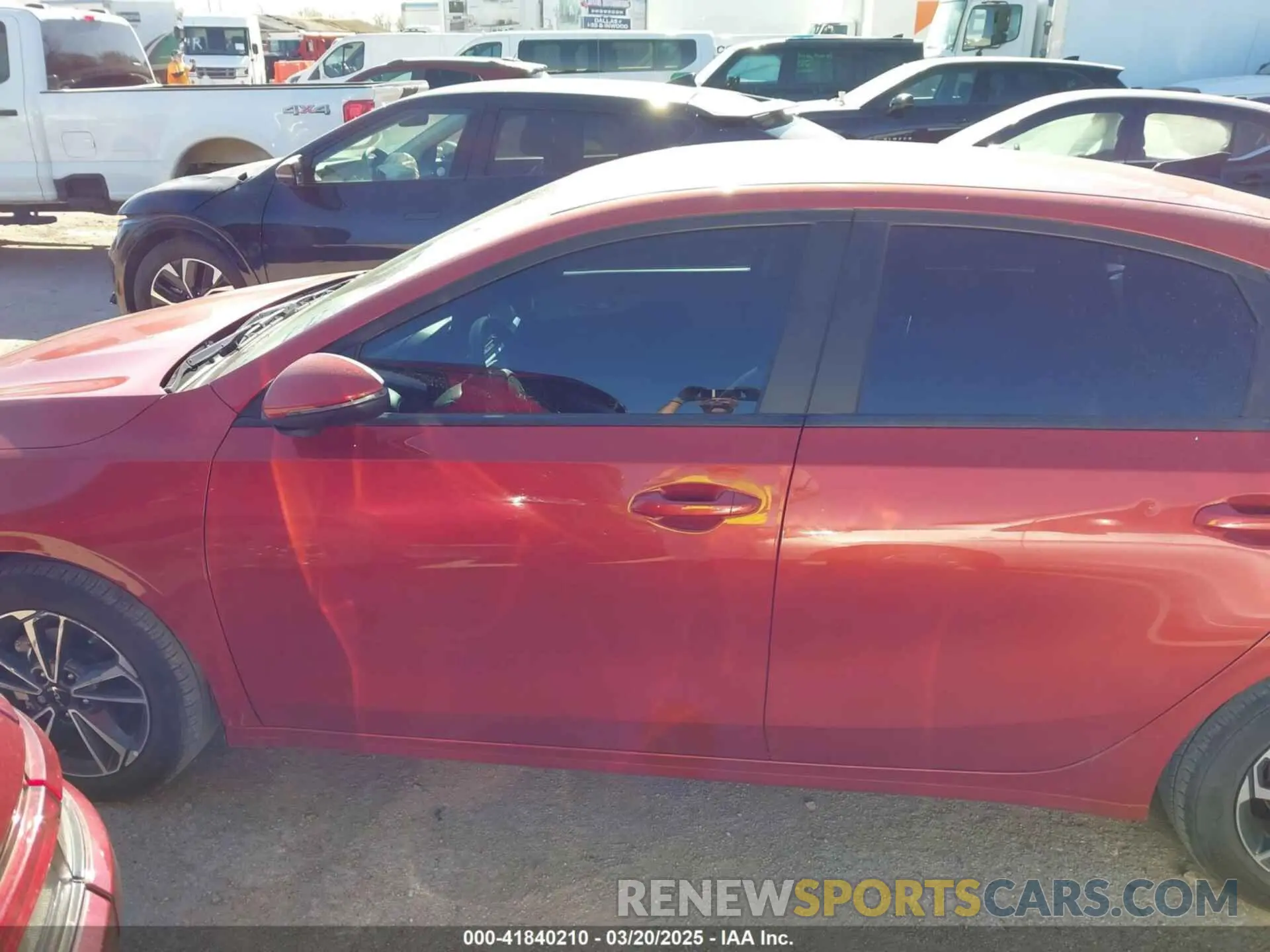 14 Photograph of a damaged car 3KPF24ADXPE670668 KIA FORTE 2023