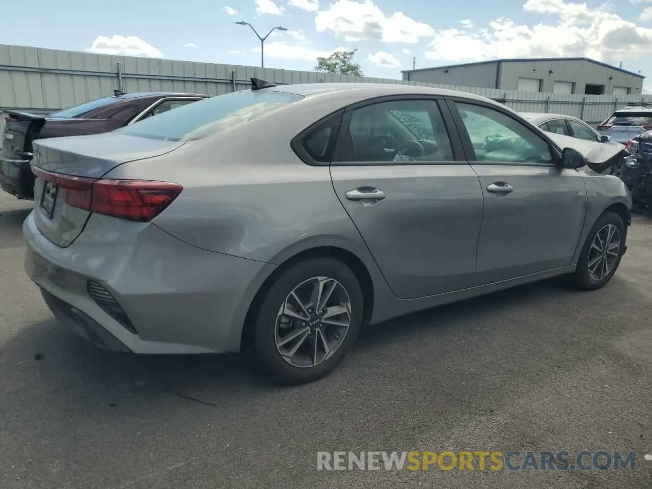 3 Photograph of a damaged car 3KPF24ADXPE674087 KIA FORTE 2023