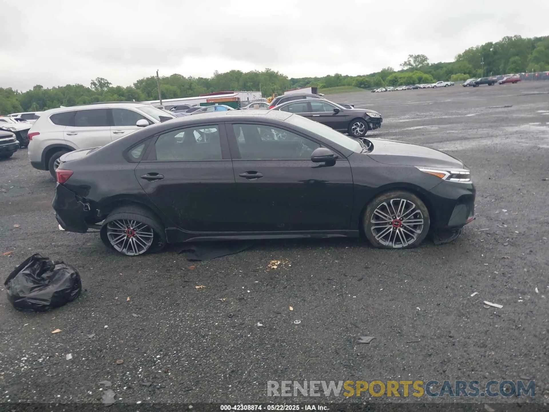 13 Photograph of a damaged car 3KPF44AC0PE518867 KIA FORTE 2023