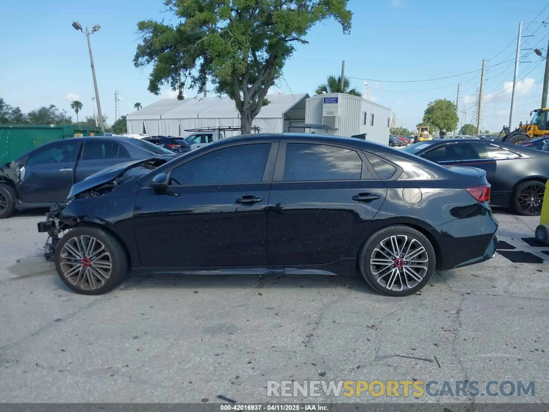 14 Photograph of a damaged car 3KPF44AC0PE678151 KIA FORTE 2023