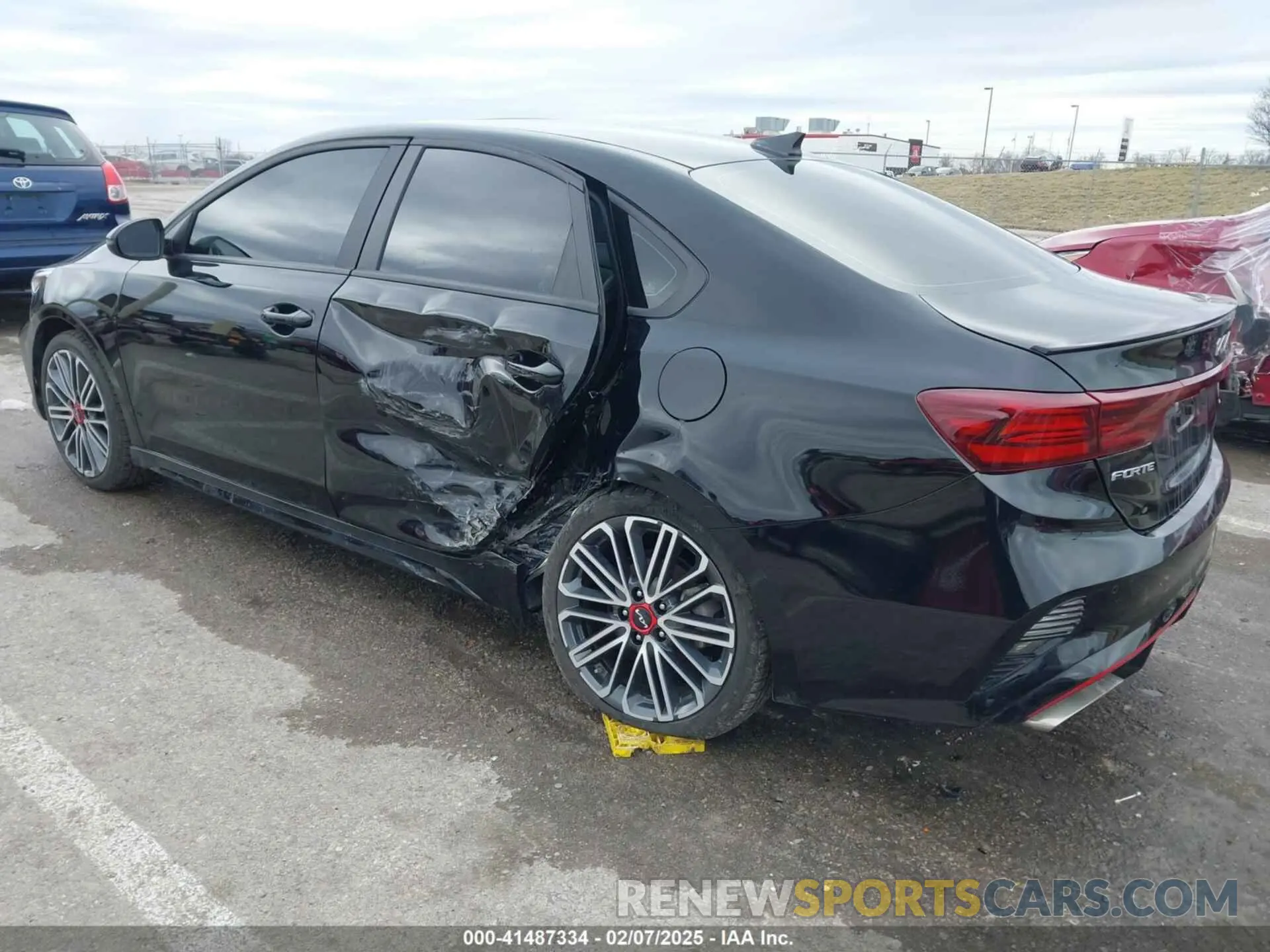 3 Photograph of a damaged car 3KPF44AC1PE677400 KIA FORTE 2023