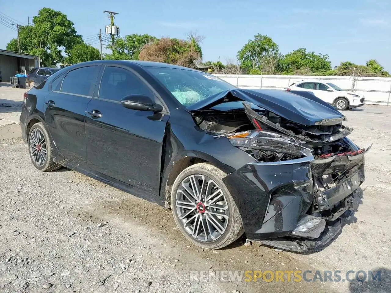 4 Photograph of a damaged car 3KPF44AC1PE680829 KIA FORTE 2023