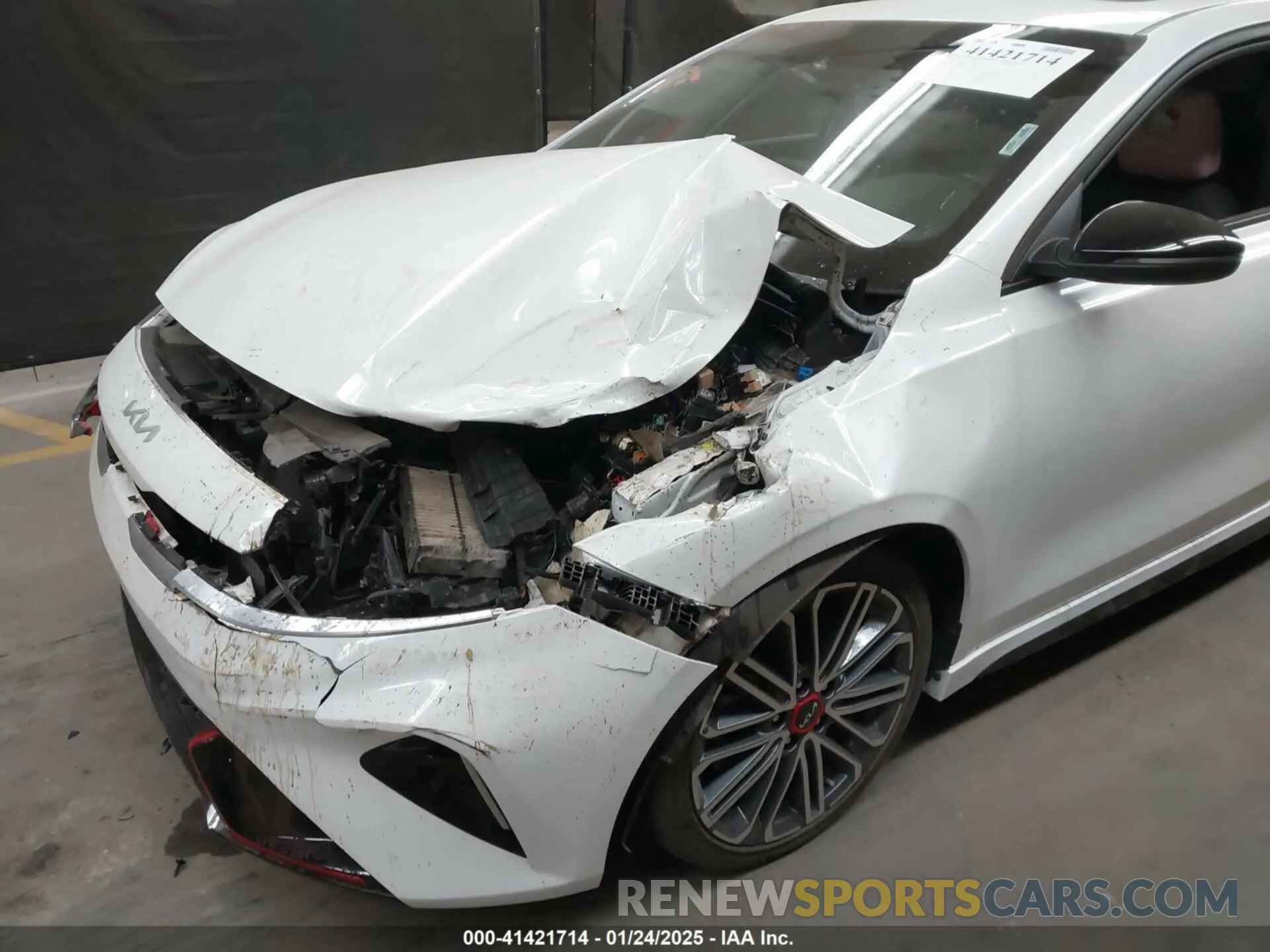 6 Photograph of a damaged car 3KPF44AC3PE577900 KIA FORTE 2023