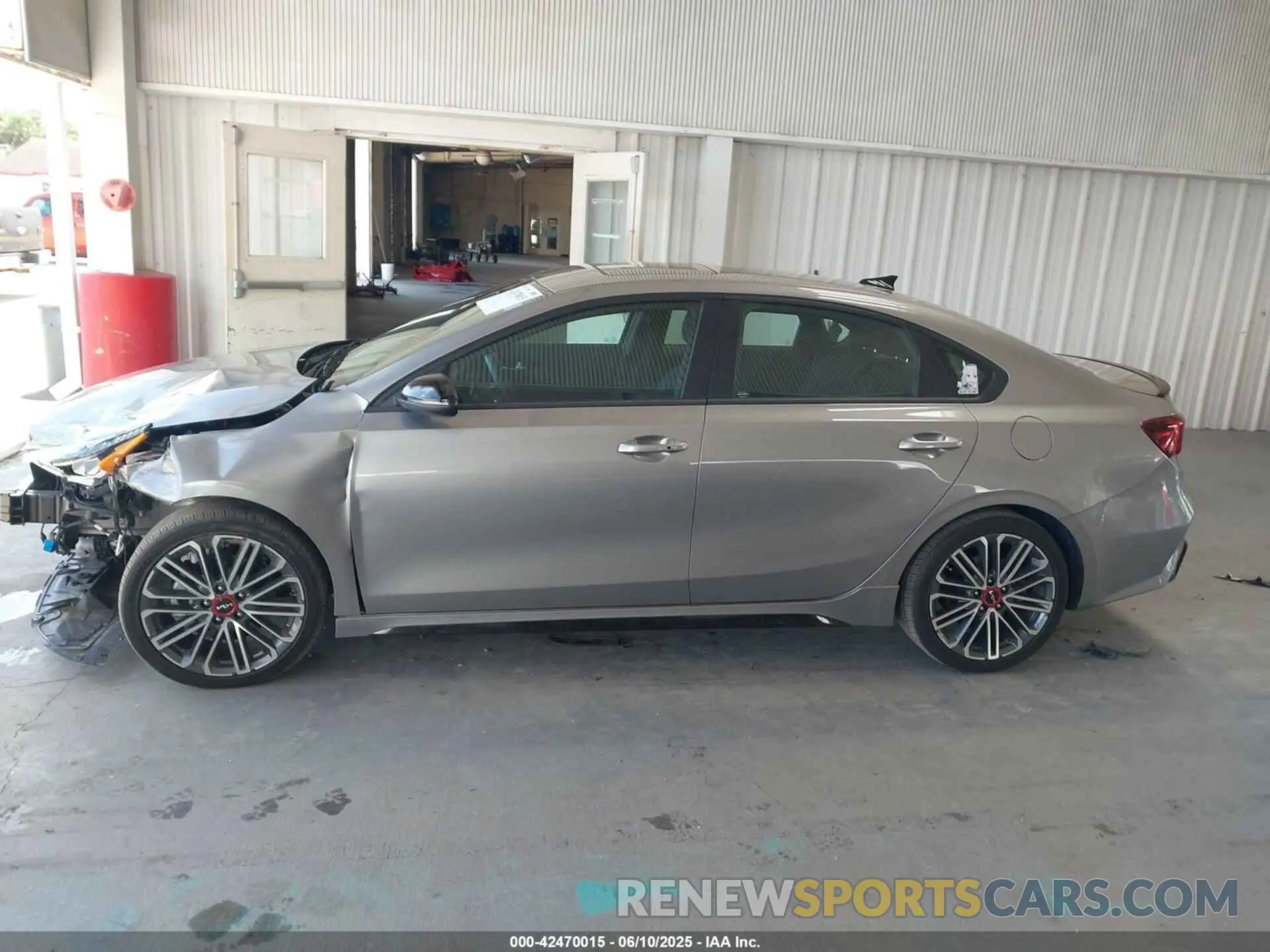 14 Photograph of a damaged car 3KPF44AC3PE590095 KIA FORTE 2023