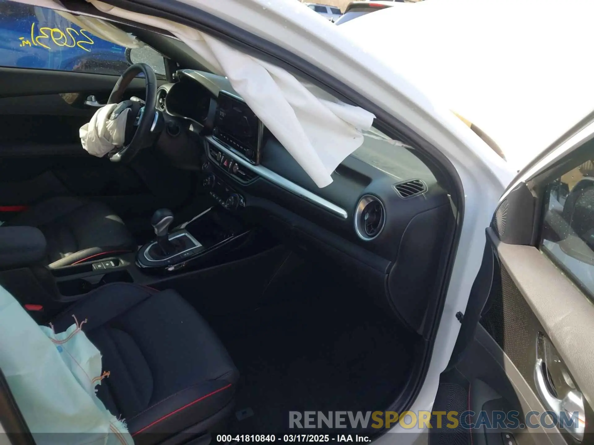 5 Photograph of a damaged car 3KPF44AC4PE540371 KIA FORTE 2023