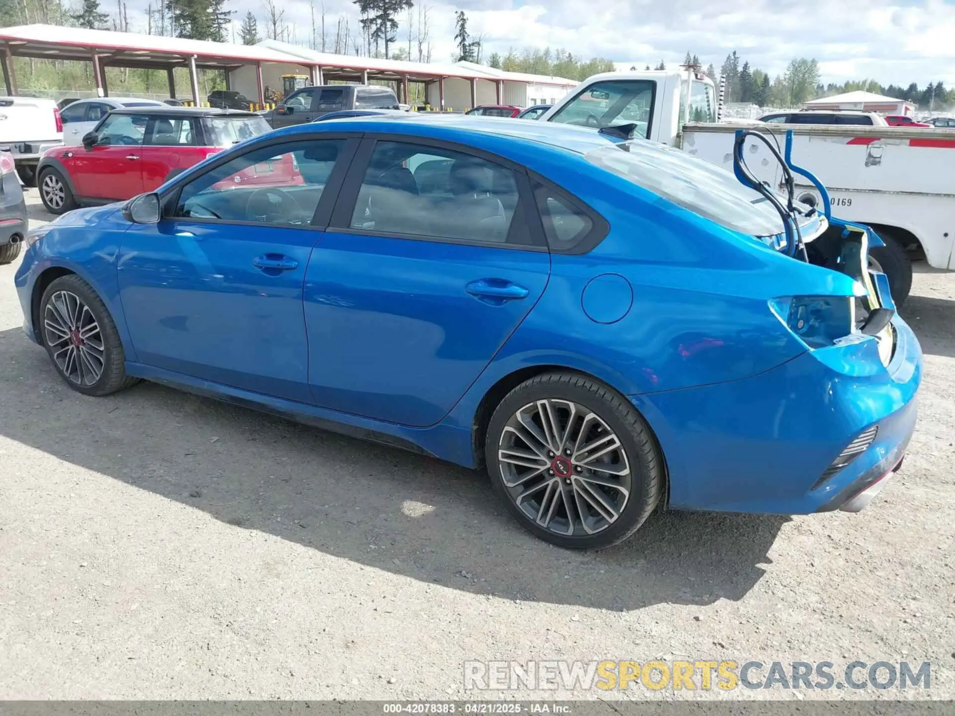 15 Photograph of a damaged car 3KPF44AC5PE569796 KIA FORTE 2023