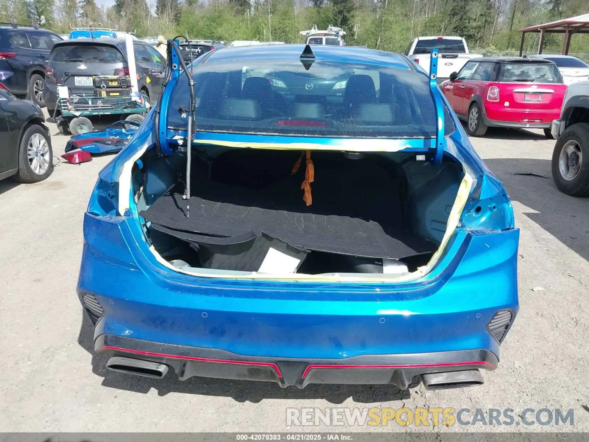 17 Photograph of a damaged car 3KPF44AC5PE569796 KIA FORTE 2023