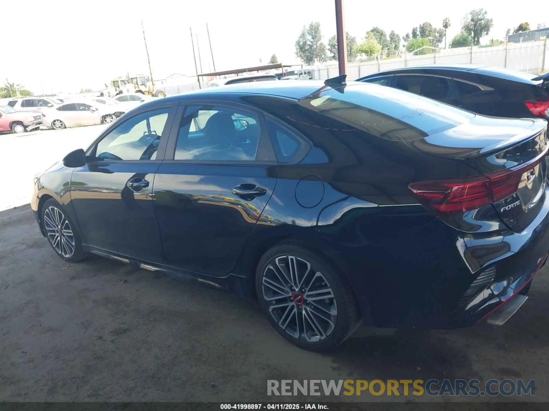 14 Photograph of a damaged car 3KPF44AC6PE621002 KIA FORTE 2023