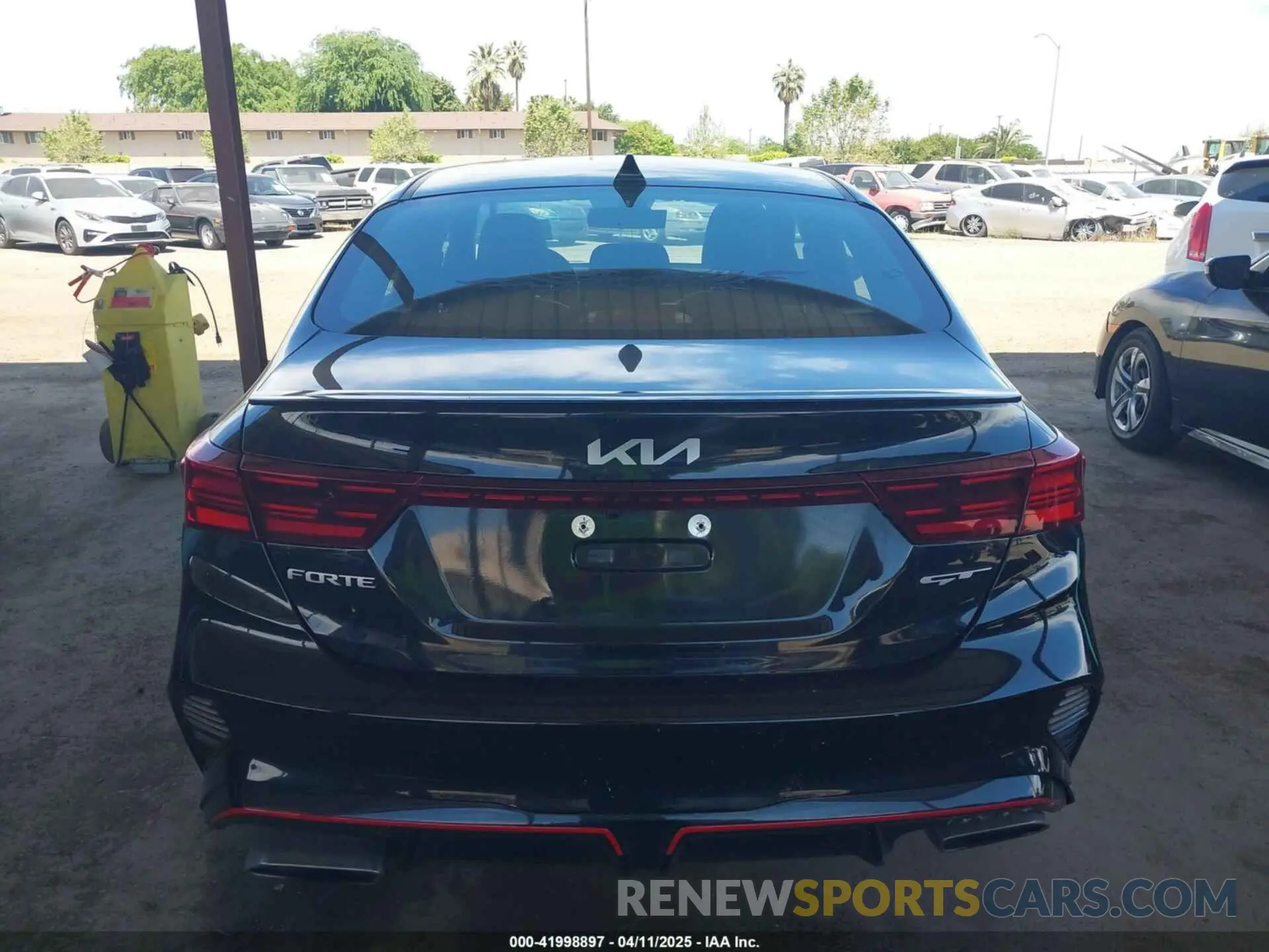 16 Photograph of a damaged car 3KPF44AC6PE621002 KIA FORTE 2023