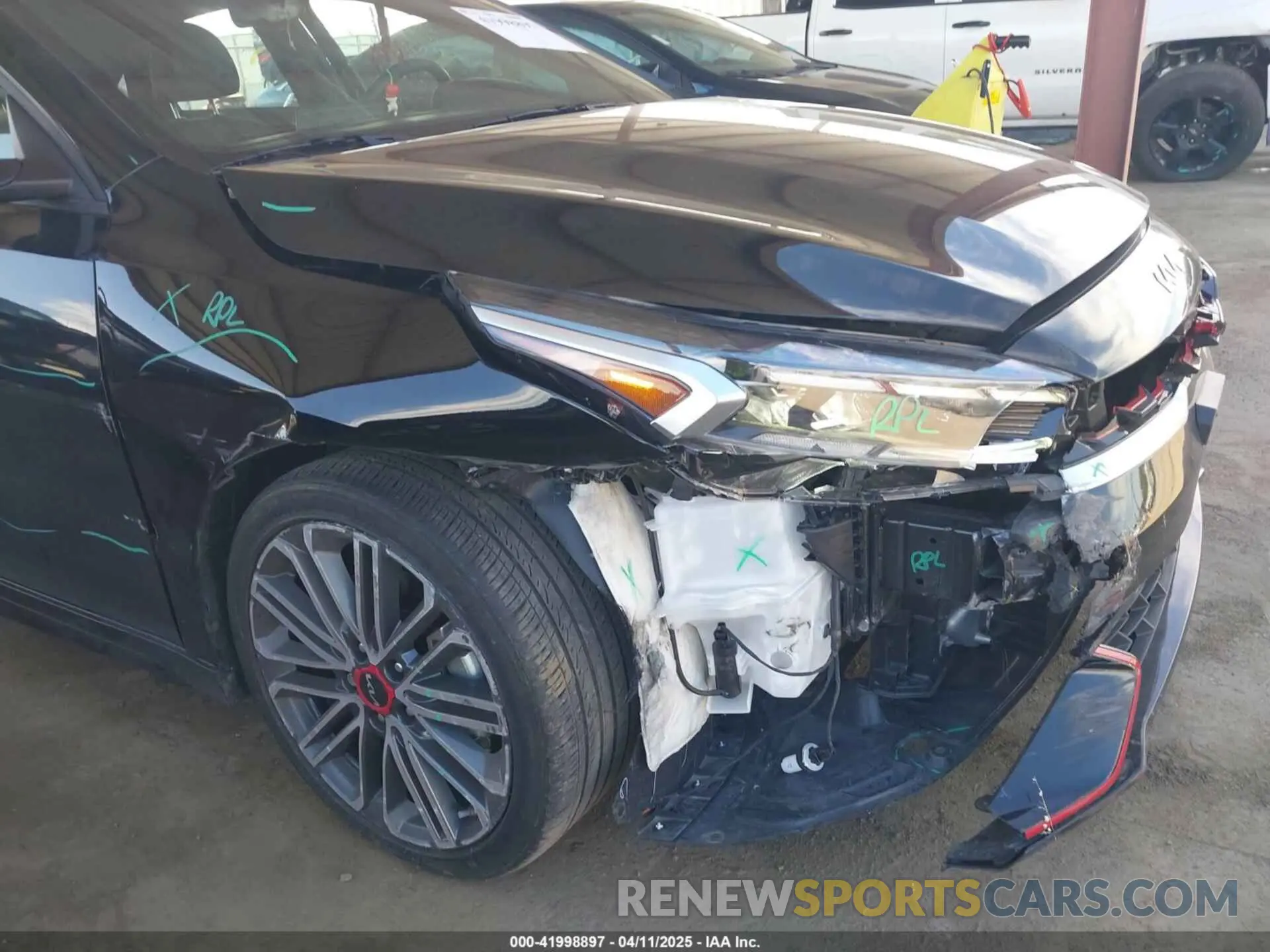 6 Photograph of a damaged car 3KPF44AC6PE621002 KIA FORTE 2023