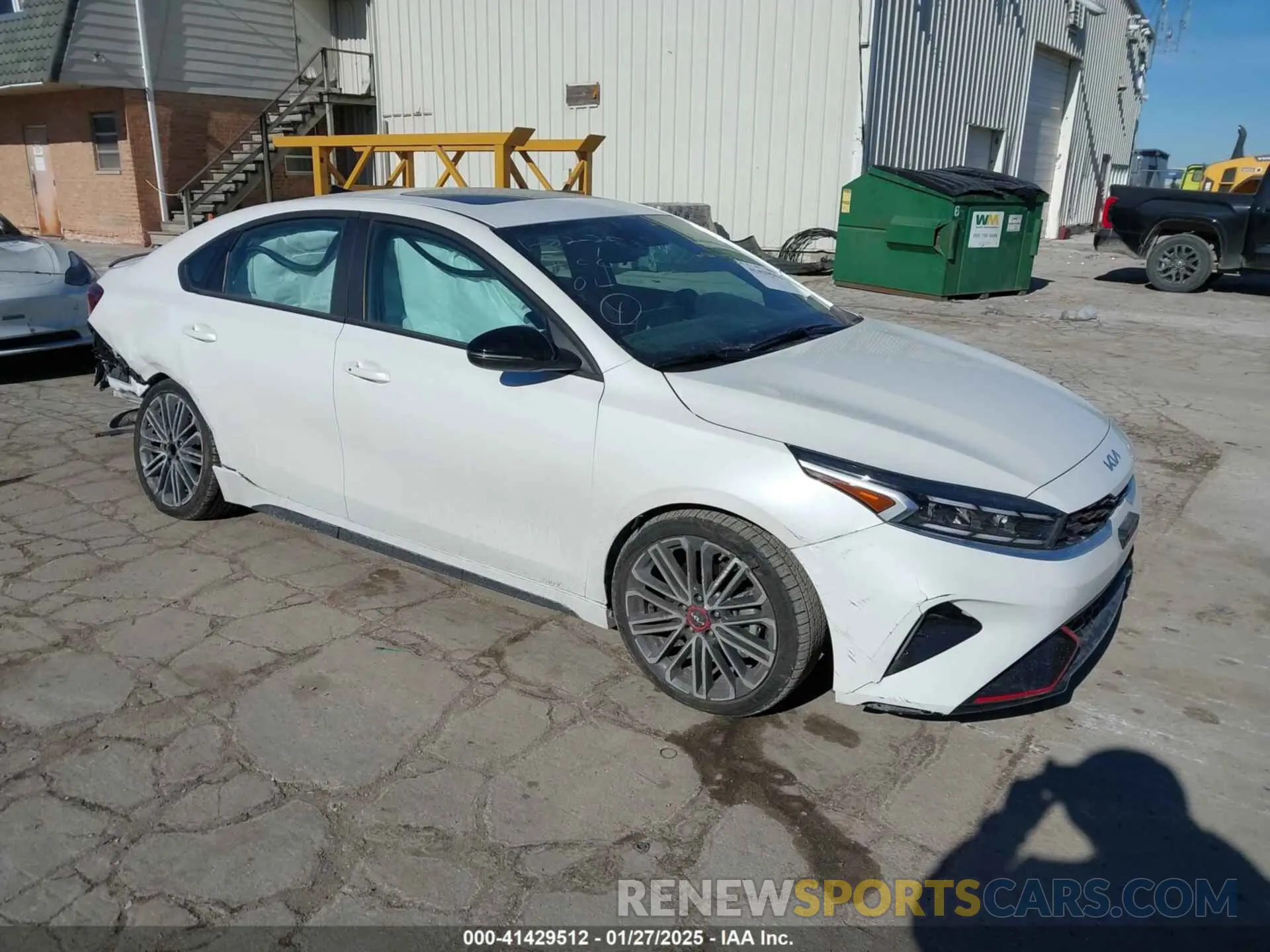 1 Photograph of a damaged car 3KPF44AC6PE680552 KIA FORTE 2023