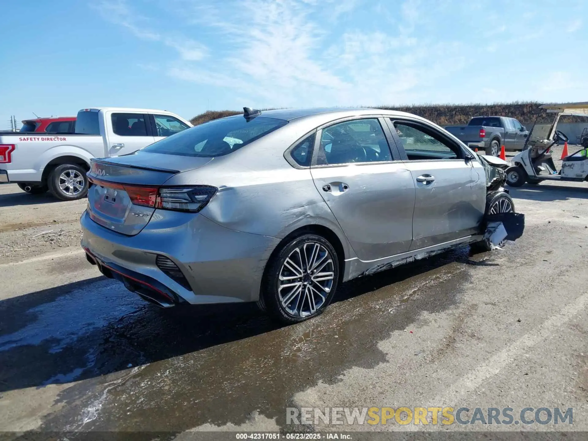 4 Photograph of a damaged car 3KPF44AC8PE593817 KIA FORTE 2023