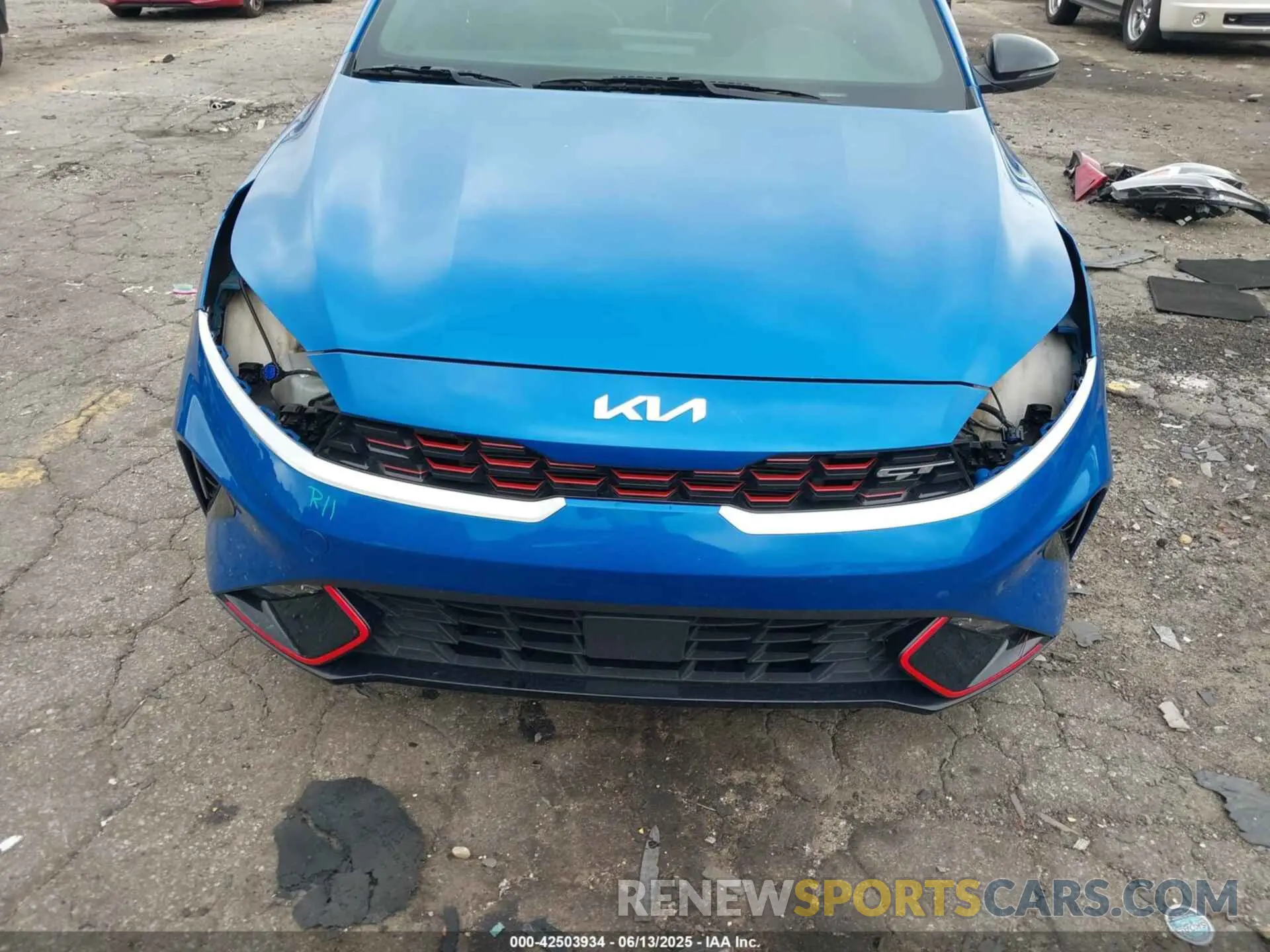 18 Photograph of a damaged car 3KPF44AC9PE561328 KIA FORTE 2023