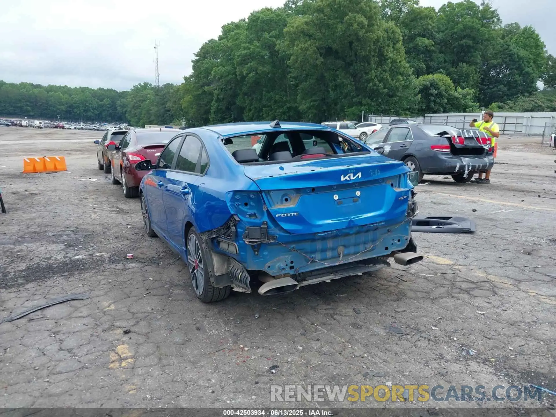 3 Photograph of a damaged car 3KPF44AC9PE561328 KIA FORTE 2023