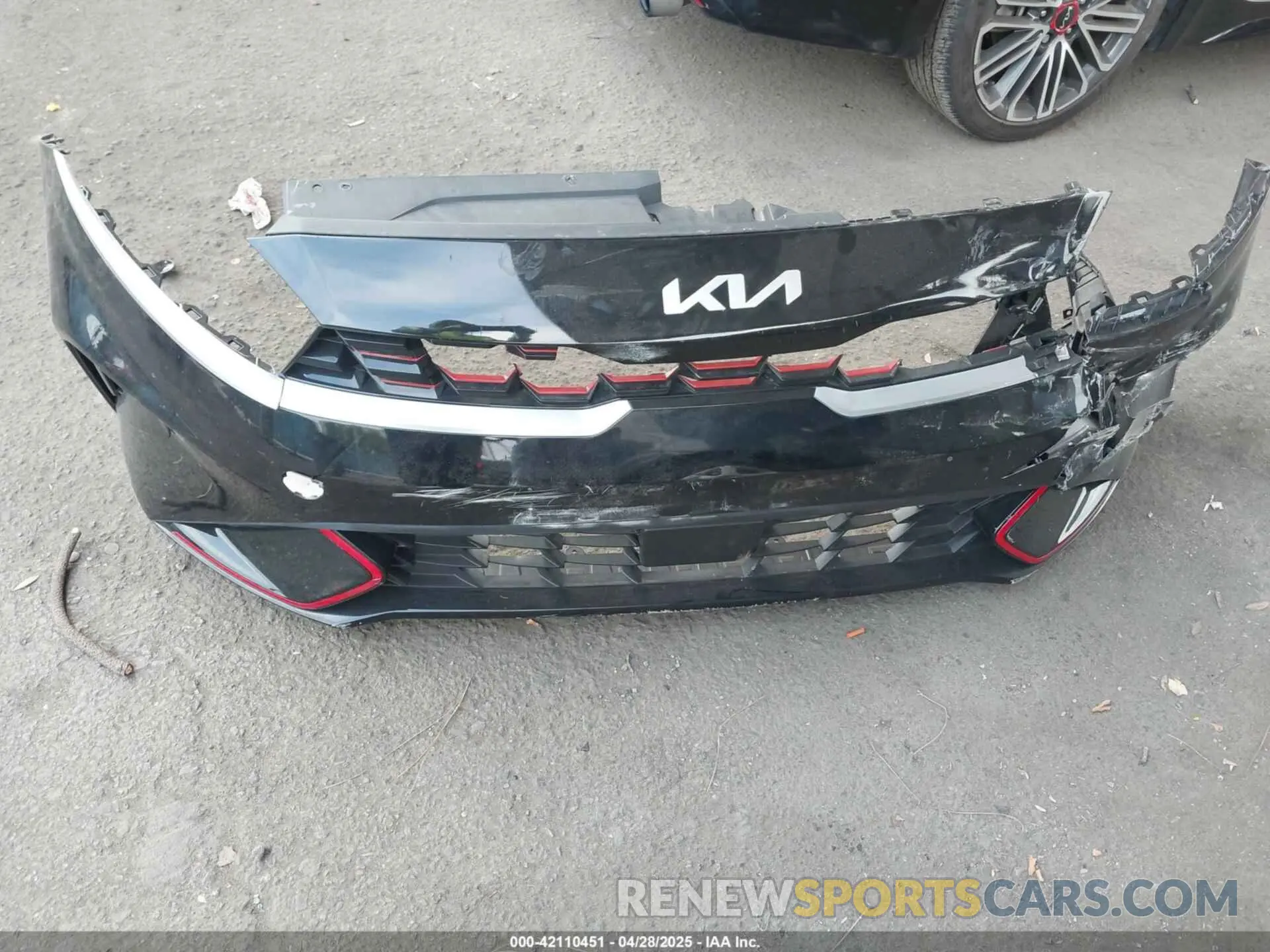 12 Photograph of a damaged car 3KPF44ACXPE643133 KIA FORTE 2023