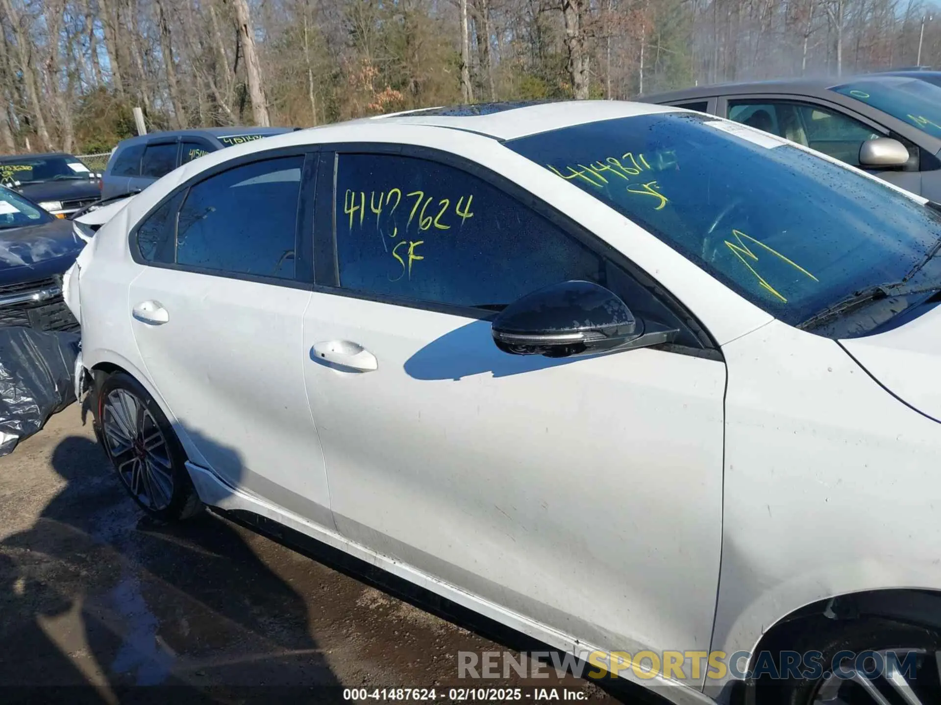 13 Photograph of a damaged car 3KPF44ACXPE644993 KIA FORTE 2023