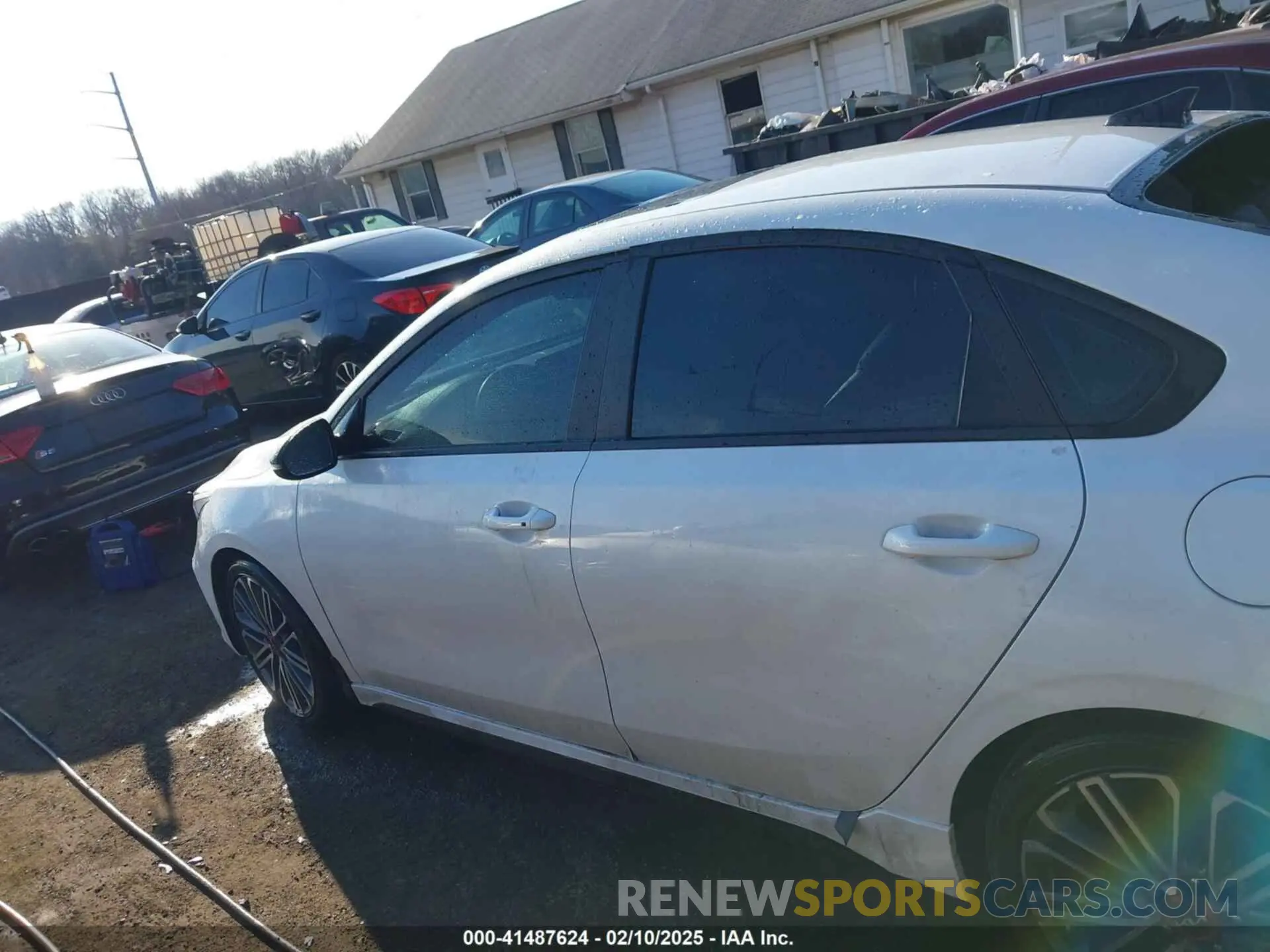 14 Photograph of a damaged car 3KPF44ACXPE644993 KIA FORTE 2023