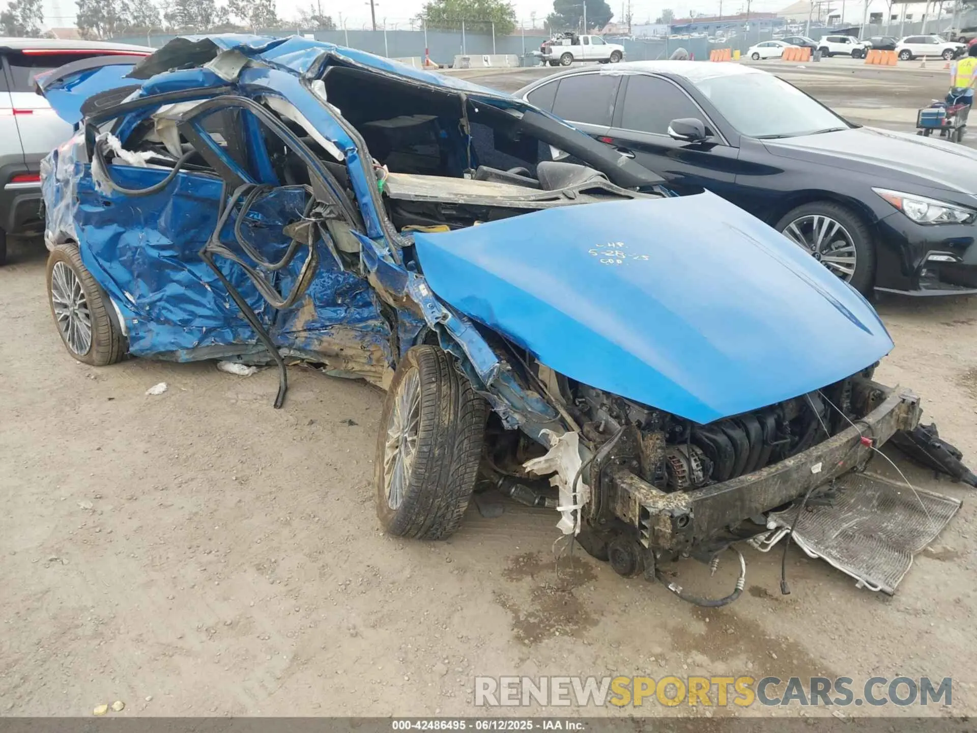 1 Photograph of a damaged car 3KPF54AD0PE531611 KIA FORTE 2023