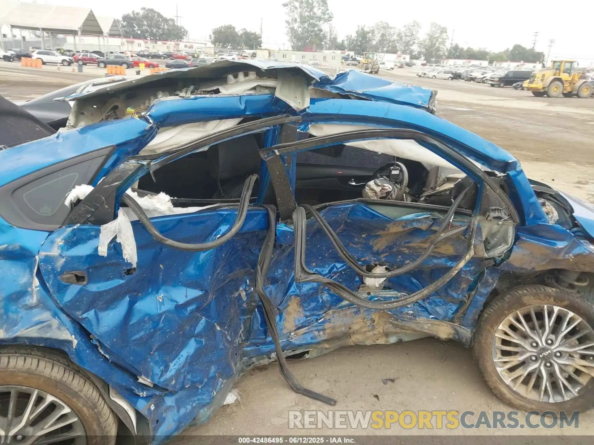 6 Photograph of a damaged car 3KPF54AD0PE531611 KIA FORTE 2023