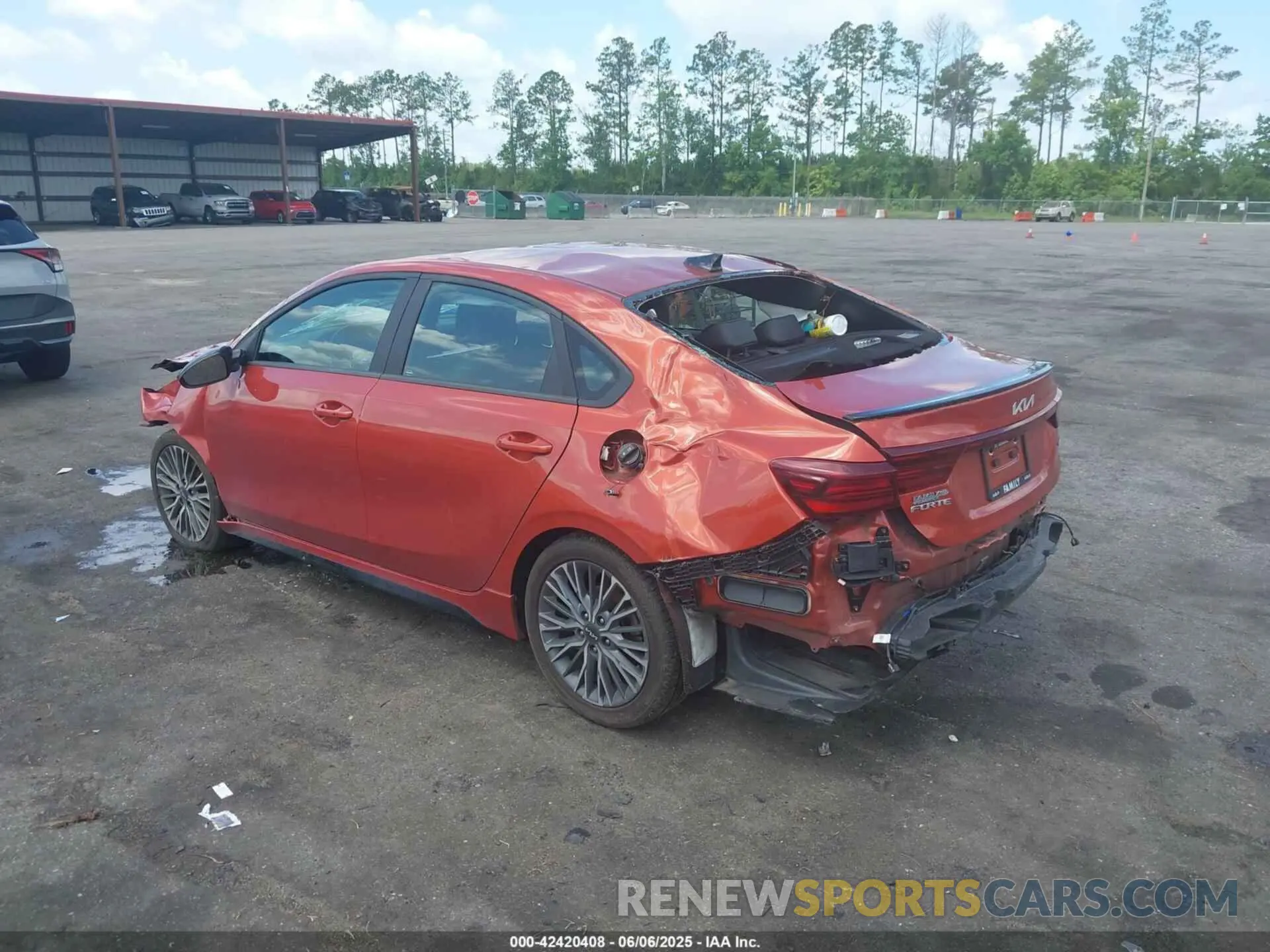 3 Photograph of a damaged car 3KPF54AD0PE533889 KIA FORTE 2023
