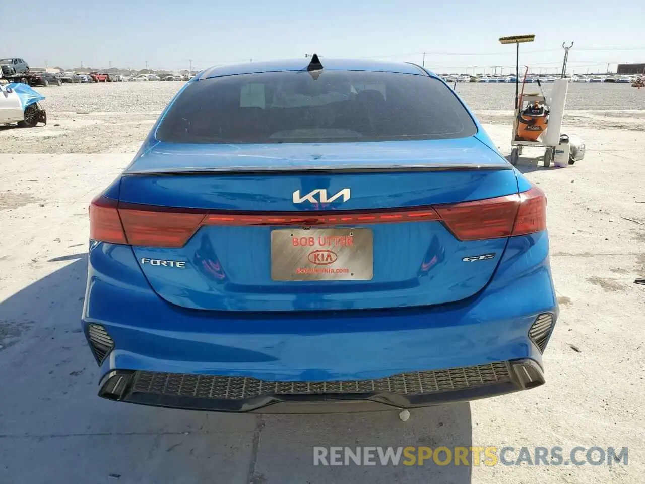 6 Photograph of a damaged car 3KPF54AD0PE618084 KIA FORTE 2023