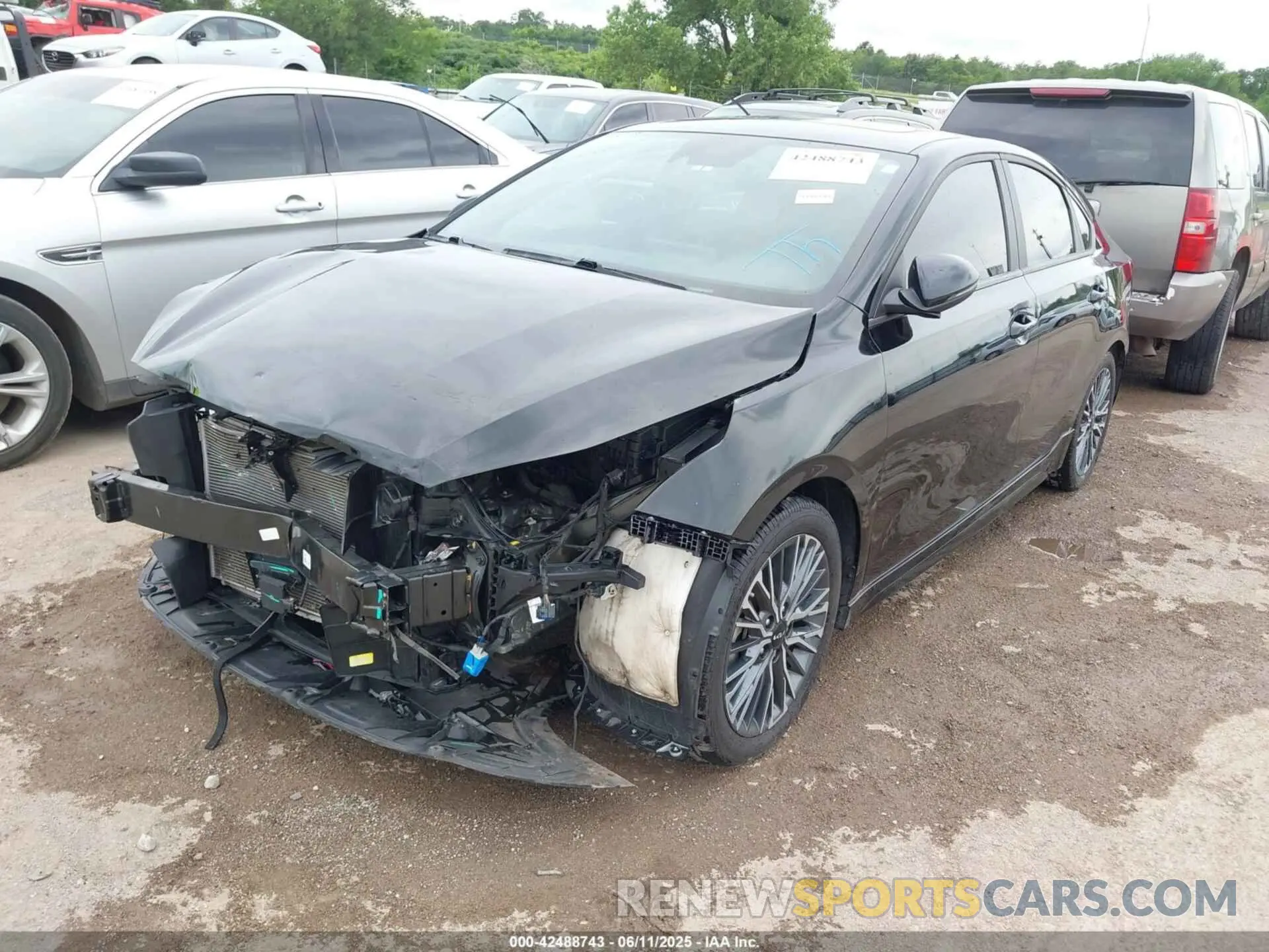 2 Photograph of a damaged car 3KPF54AD0PE633426 KIA FORTE 2023