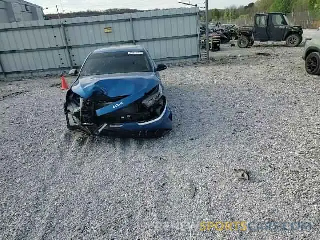10 Photograph of a damaged car 3KPF54AD0PE670959 KIA FORTE 2023