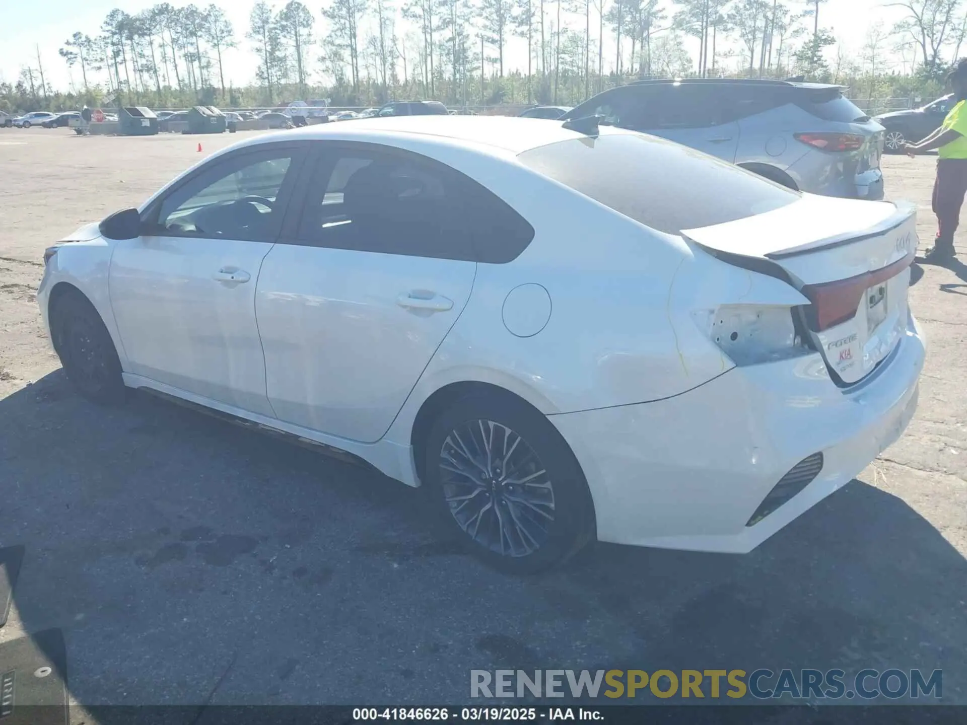 3 Photograph of a damaged car 3KPF54AD0PE673778 KIA FORTE 2023