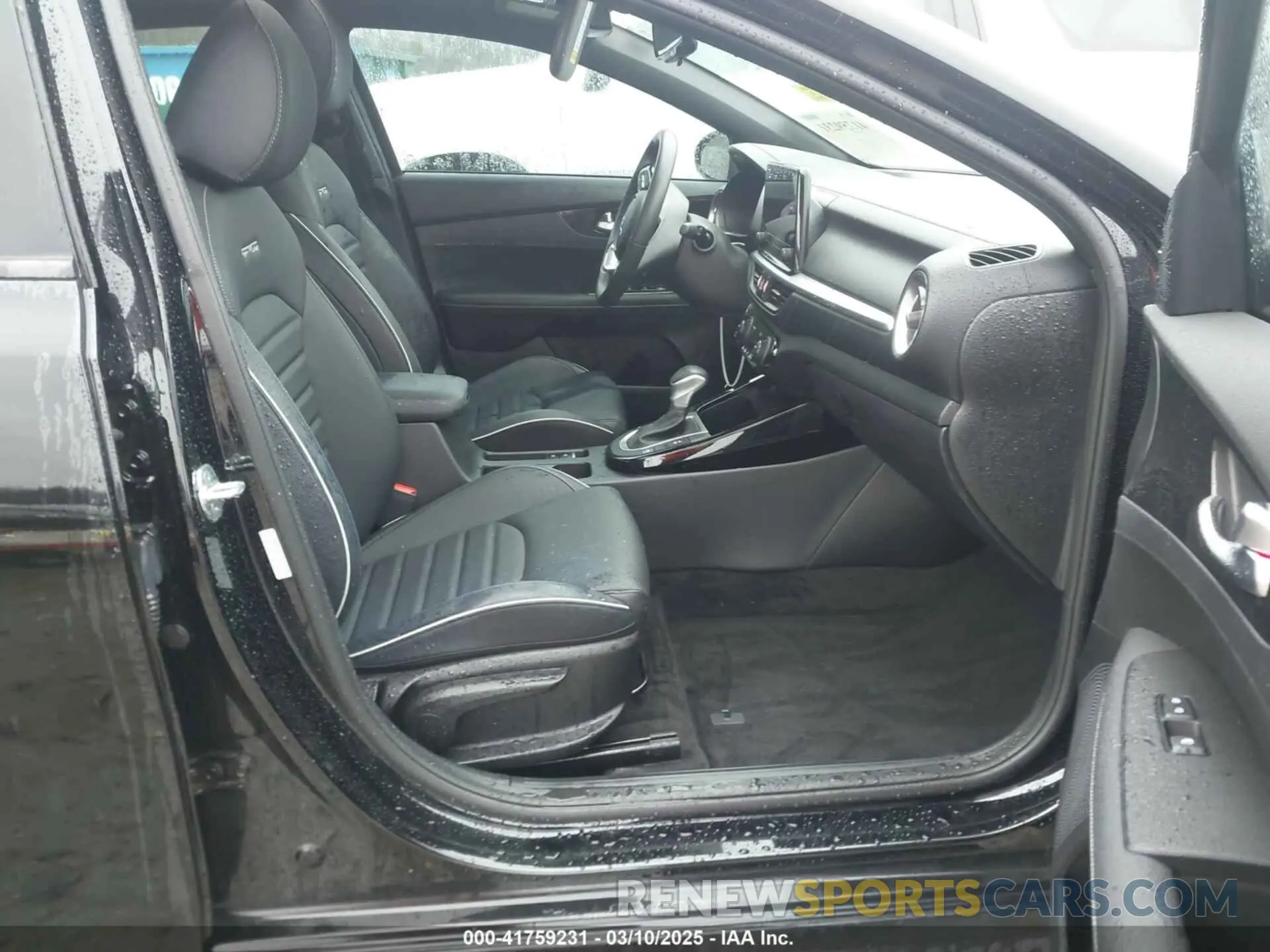 5 Photograph of a damaged car 3KPF54AD1PE524635 KIA FORTE 2023