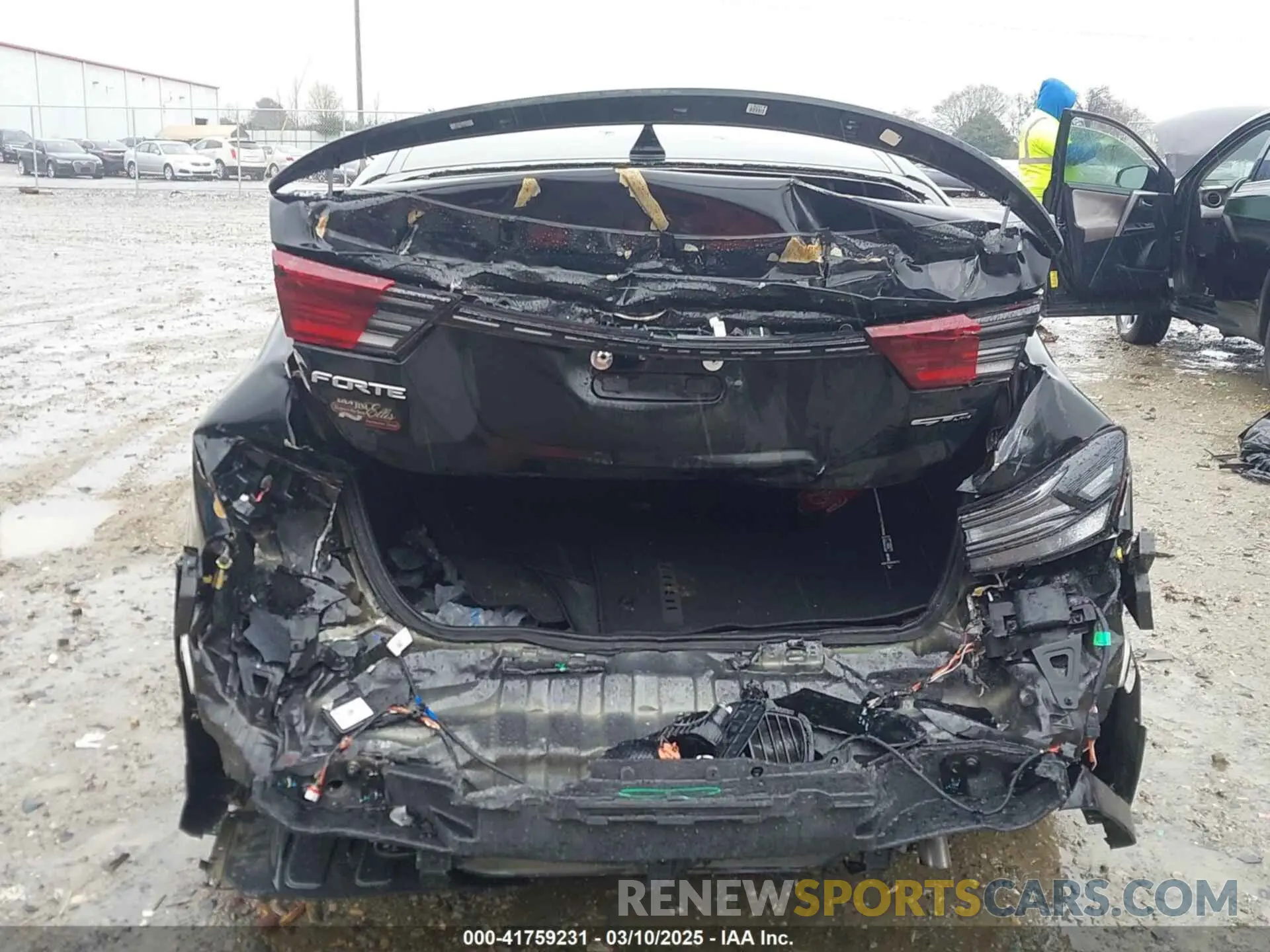 6 Photograph of a damaged car 3KPF54AD1PE524635 KIA FORTE 2023
