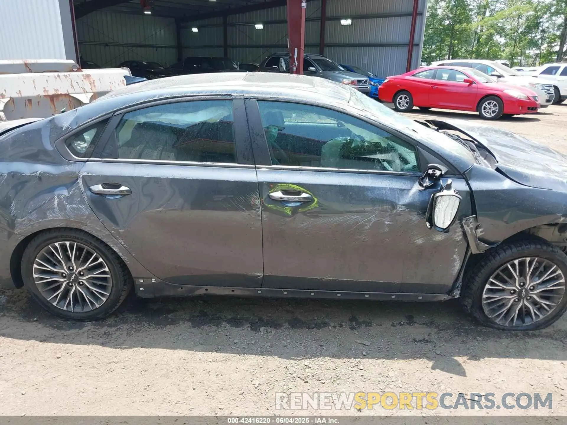 13 Photograph of a damaged car 3KPF54AD1PE529351 KIA FORTE 2023